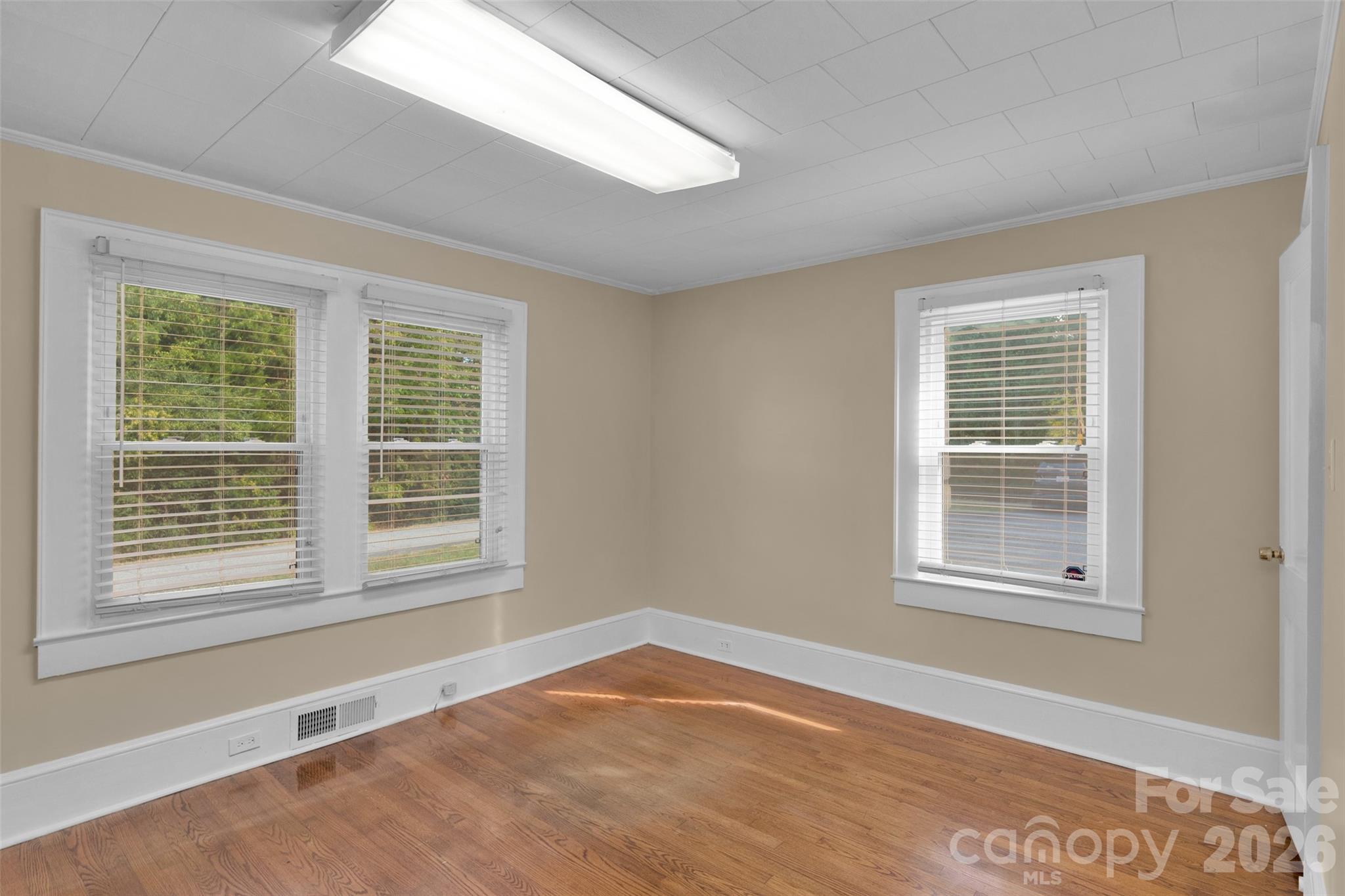 2801 S Cannon Boulevard Property Photo 17