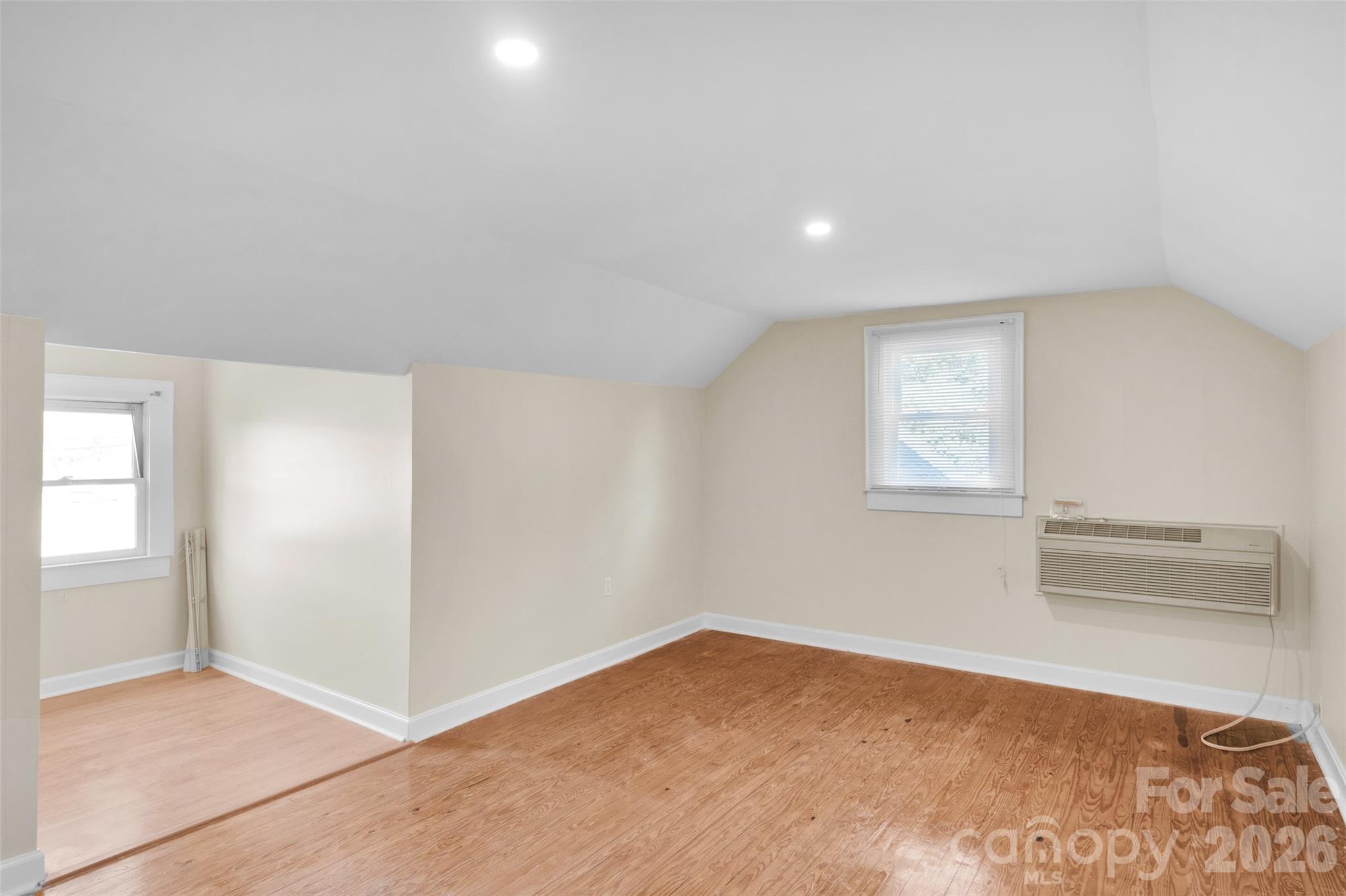 2801 S Cannon Boulevard Property Photo 25