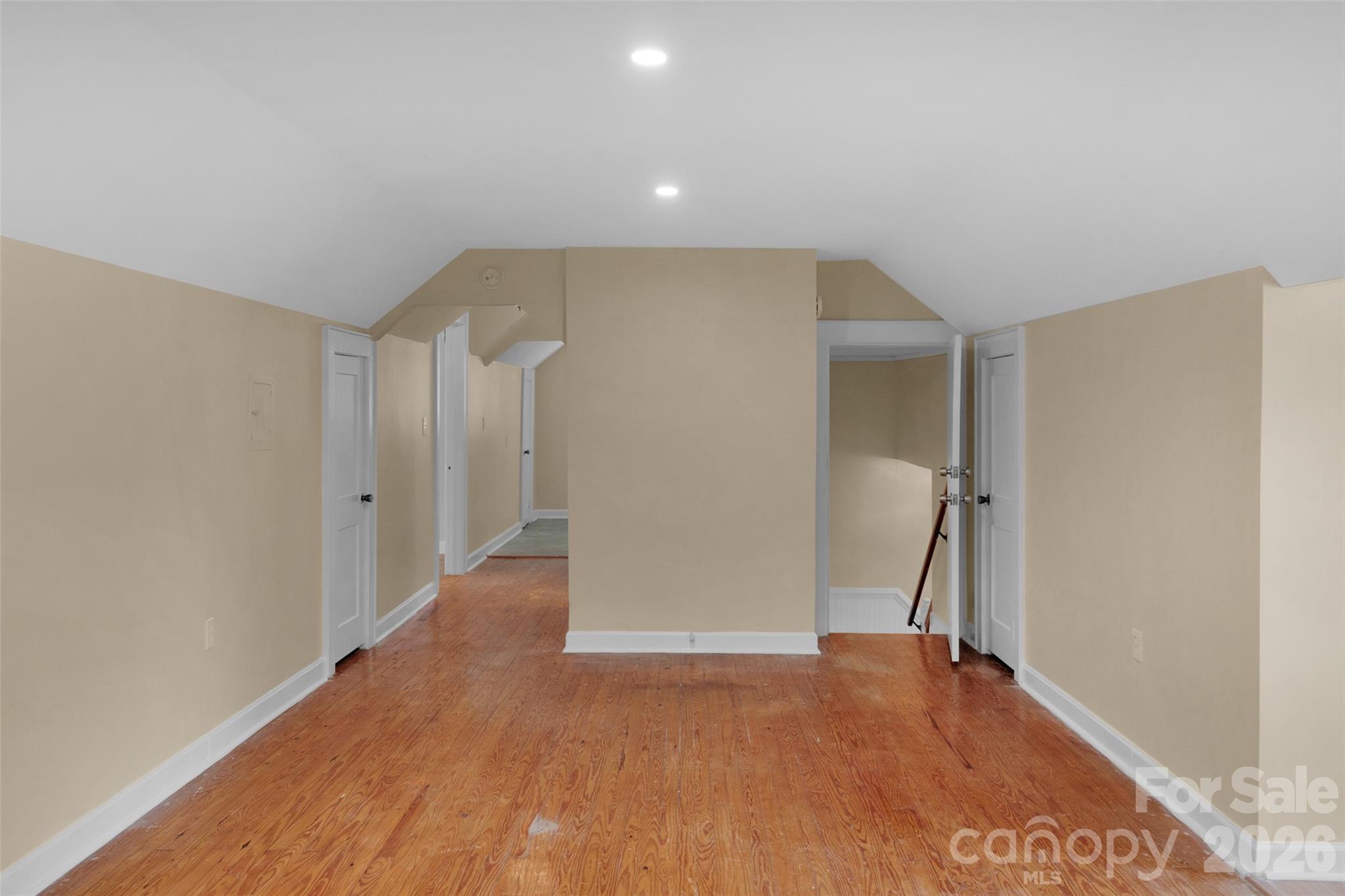 2801 S Cannon Boulevard Property Photo 27