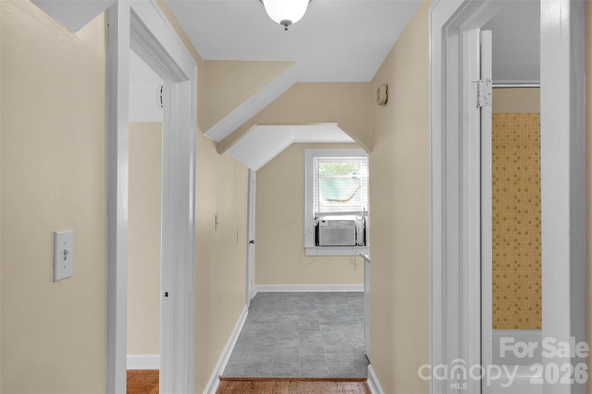 2801 S Cannon Boulevard Property Photo 28