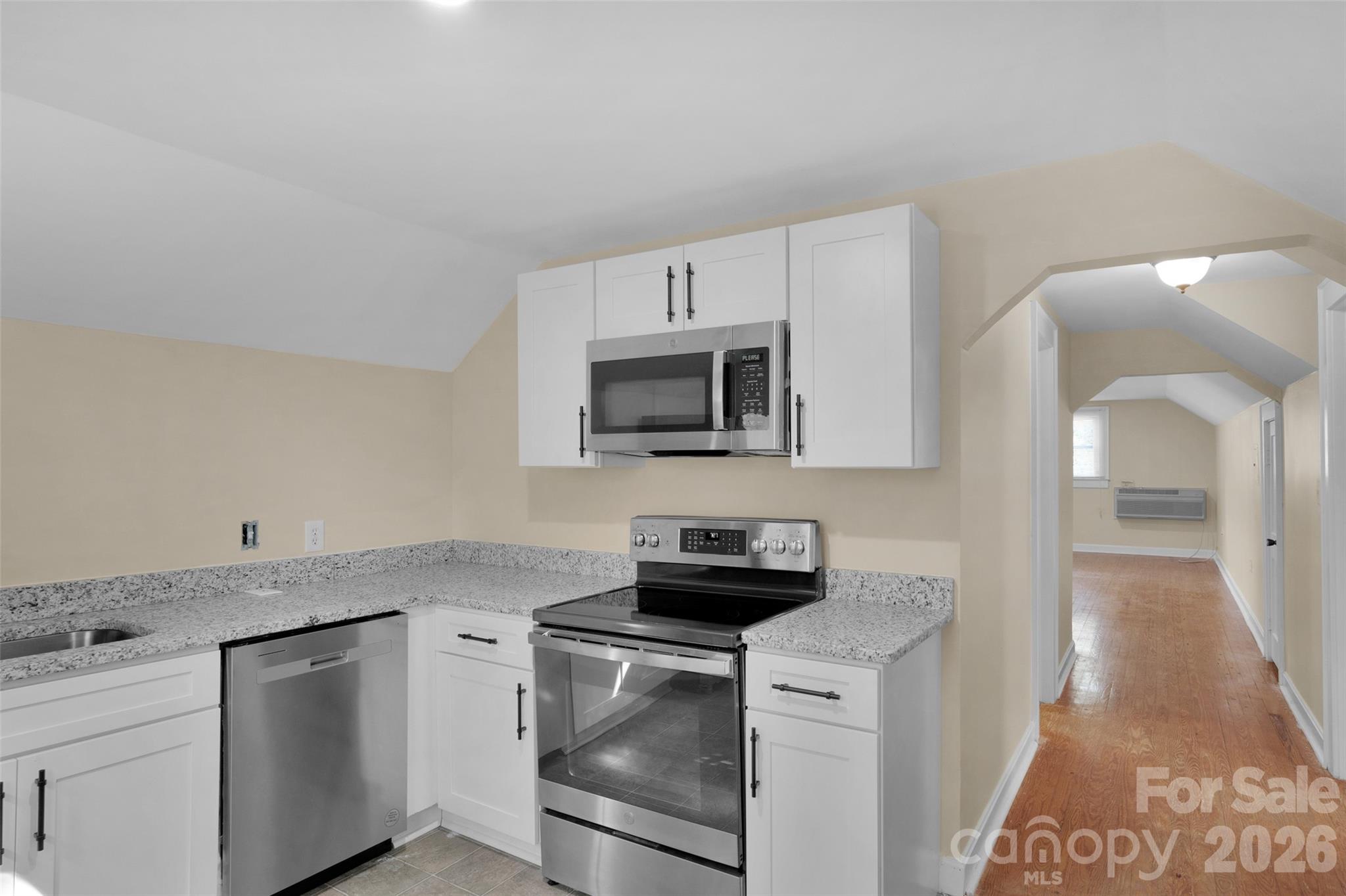2801 S Cannon Boulevard Property Photo 32