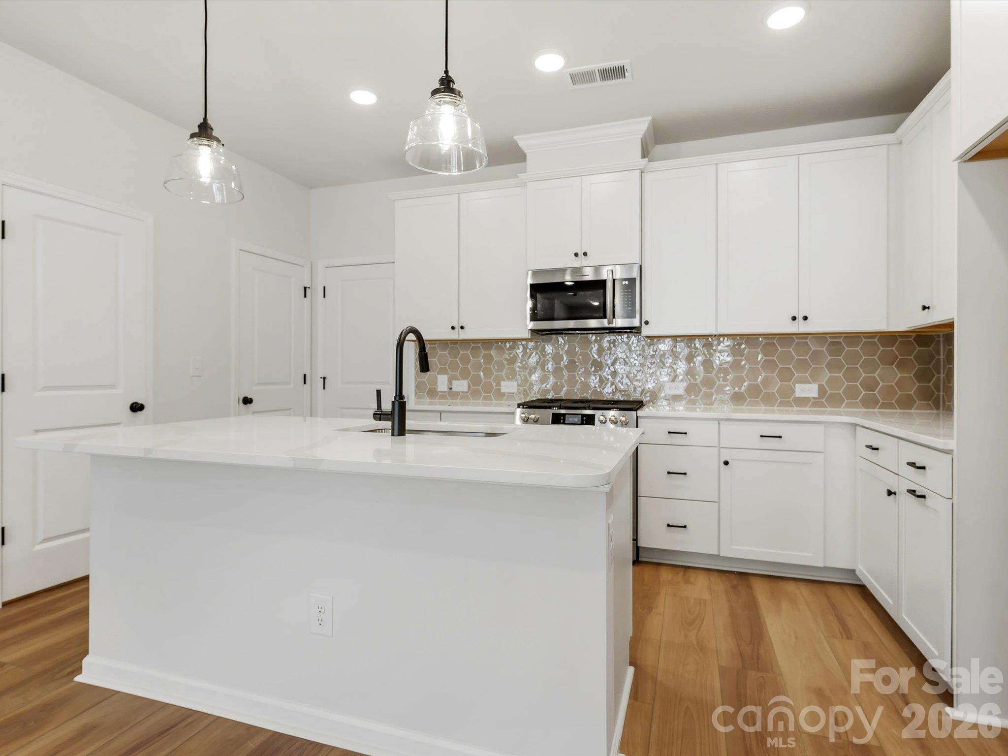 13113 Benessare Lane Property Photo 7
