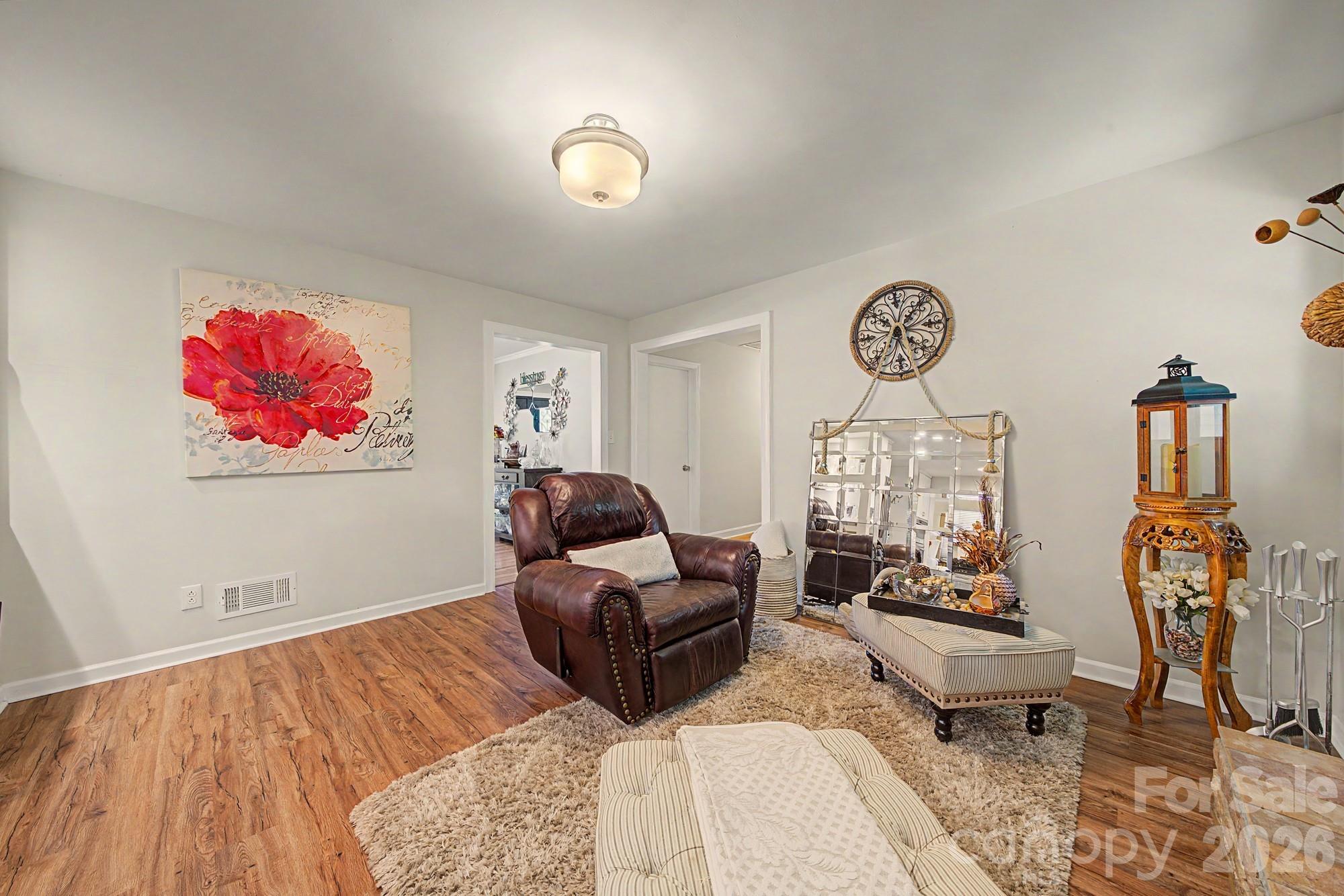 5127 Hoover Drive Property Photo 20