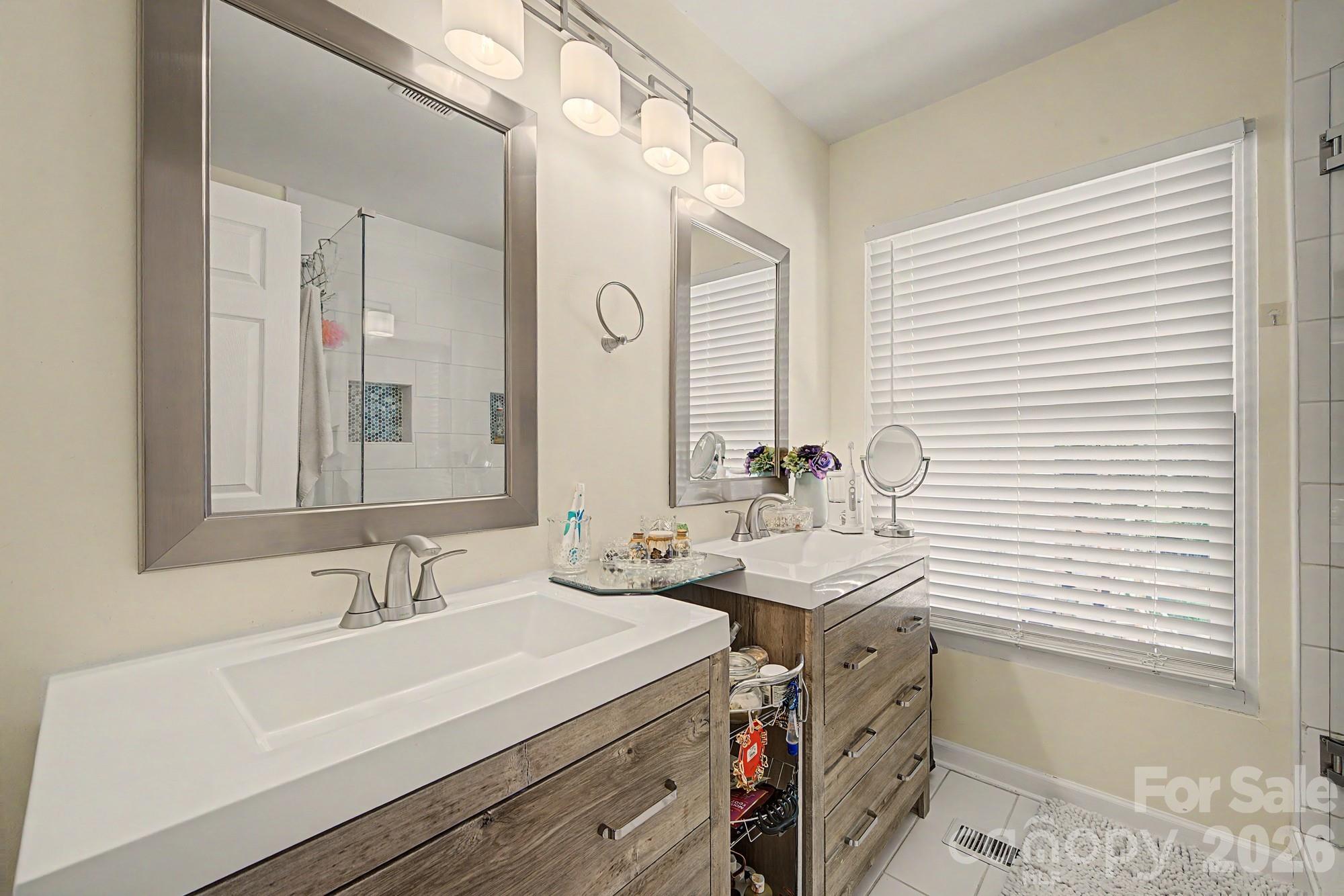 5127 Hoover Drive Property Photo 25