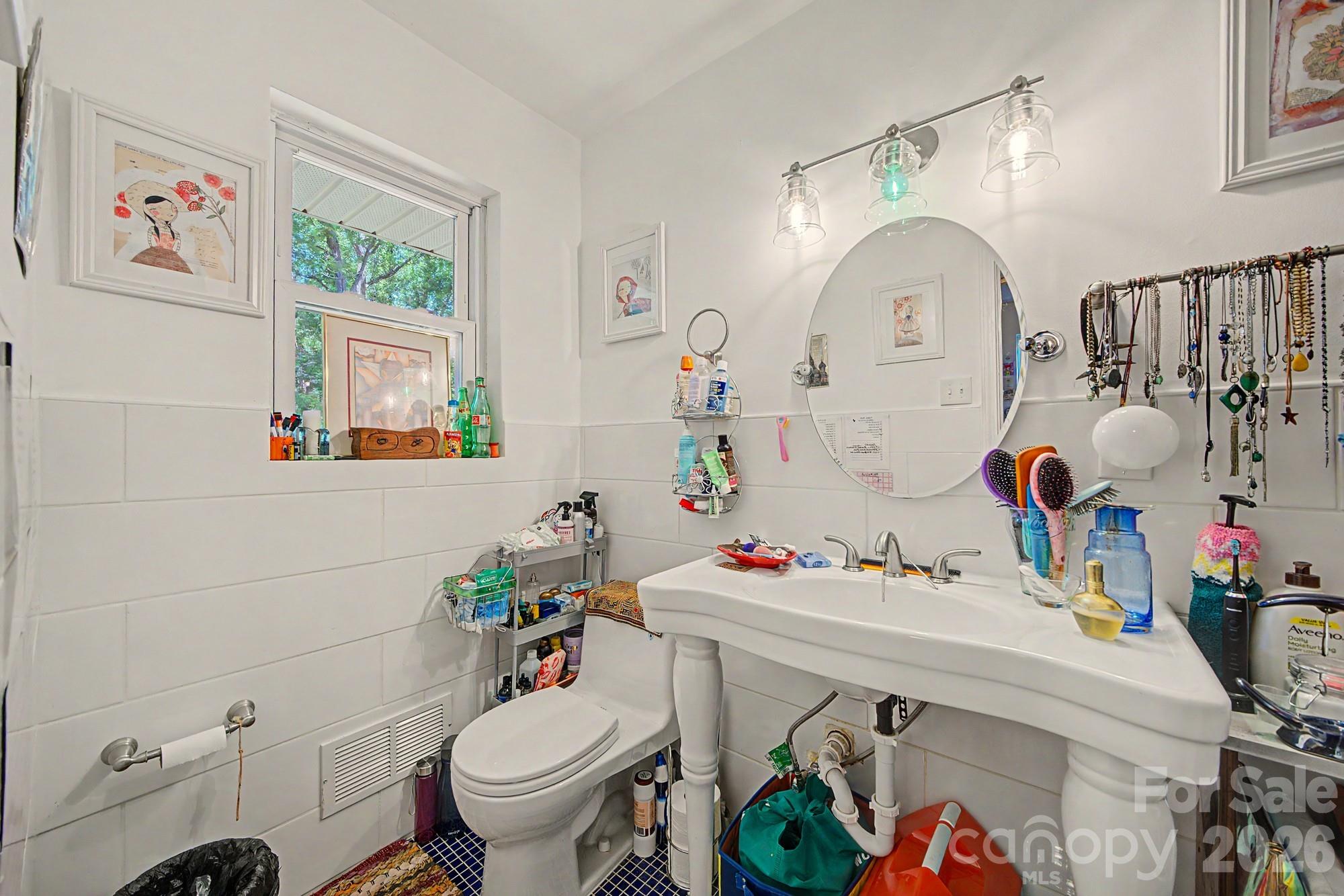 5127 Hoover Drive Property Photo 28