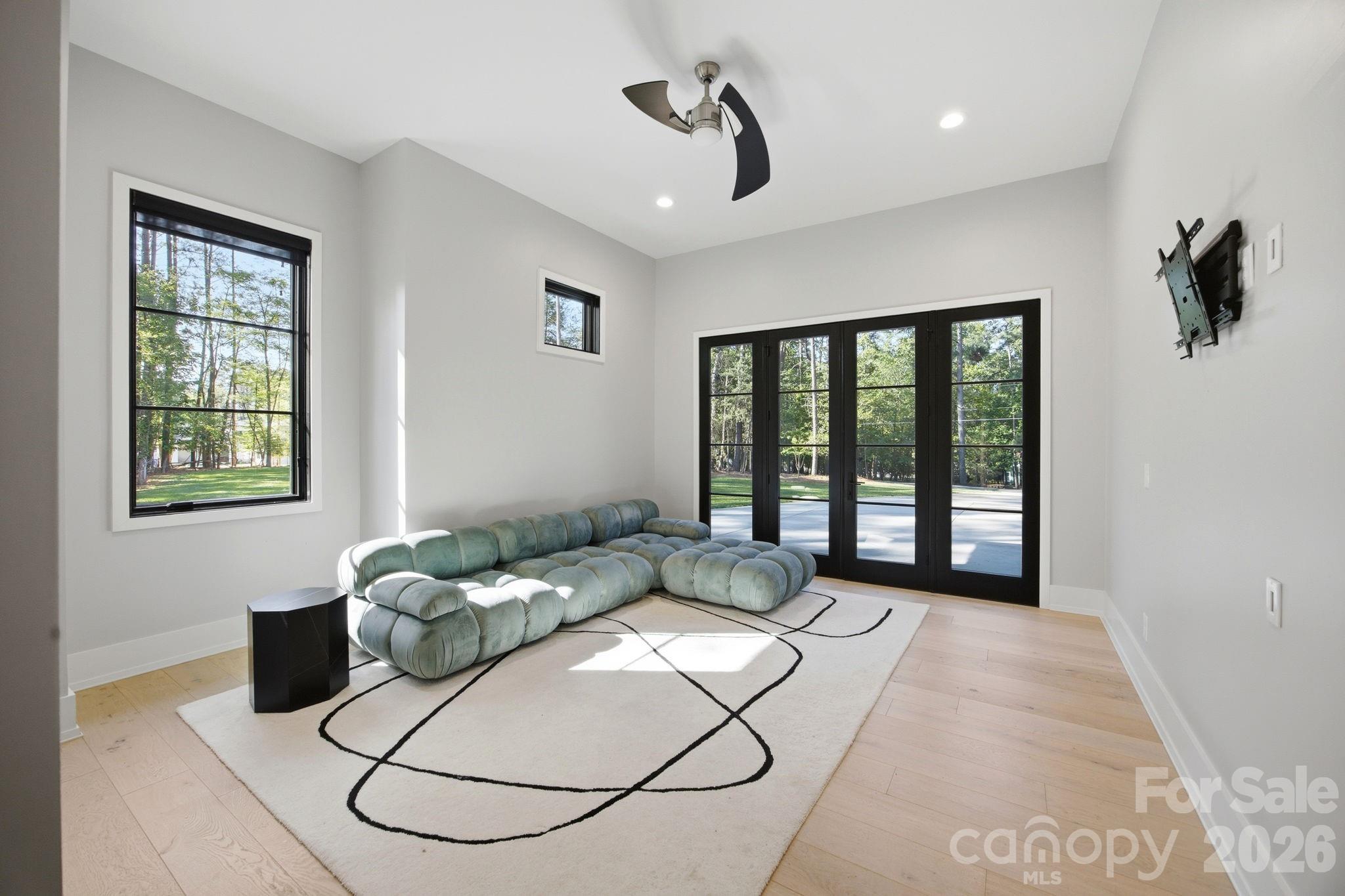 132 Binns Road 4 Property Photo 18