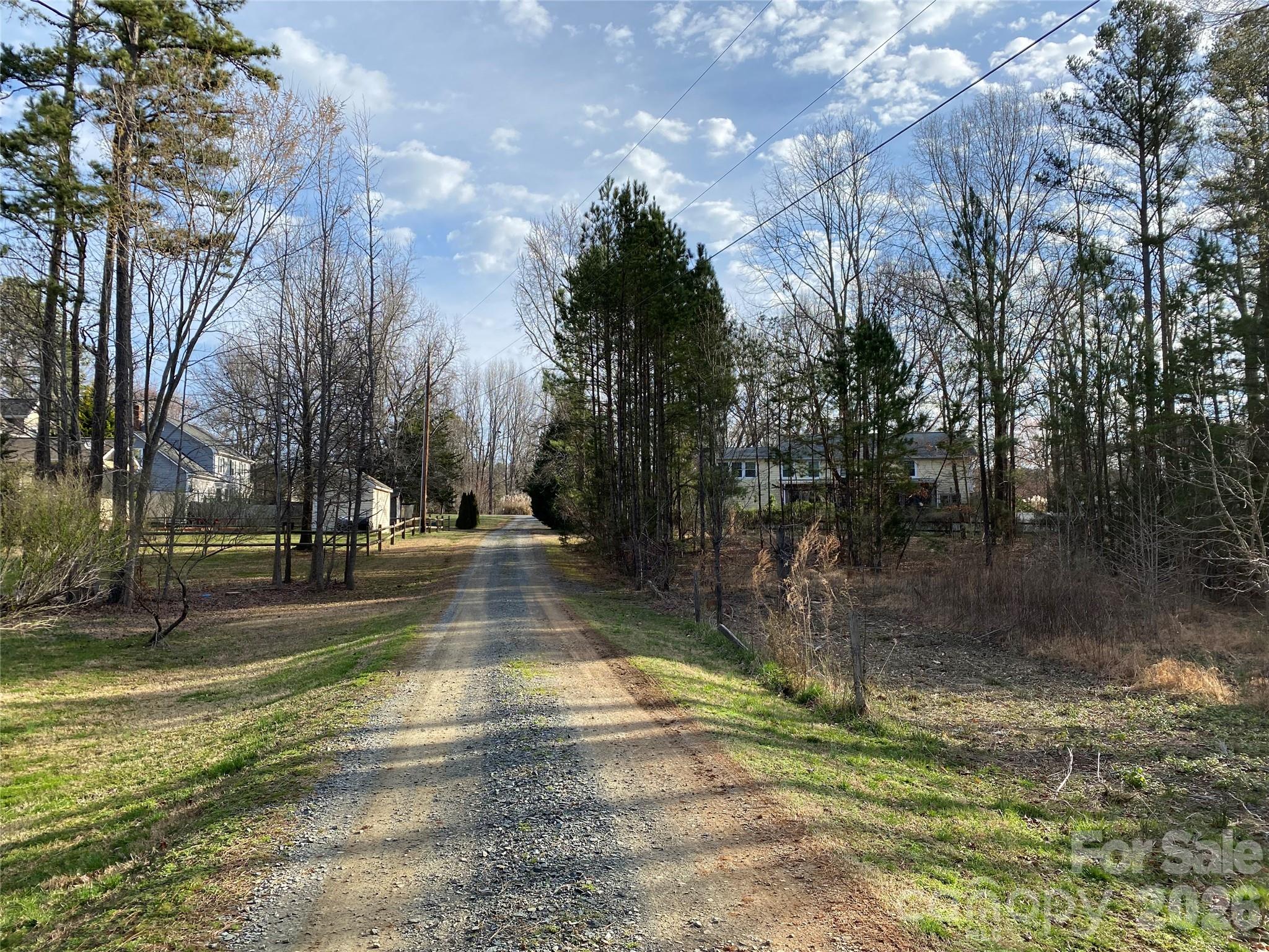3535 Mintwood Drive Property Photo 4