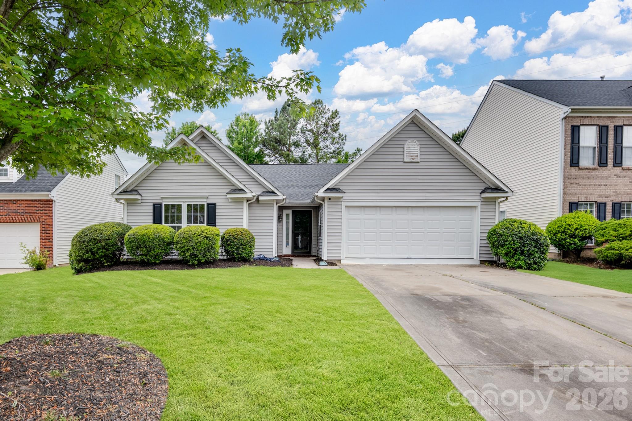 5123 Sunburst Lane Property Photo 1