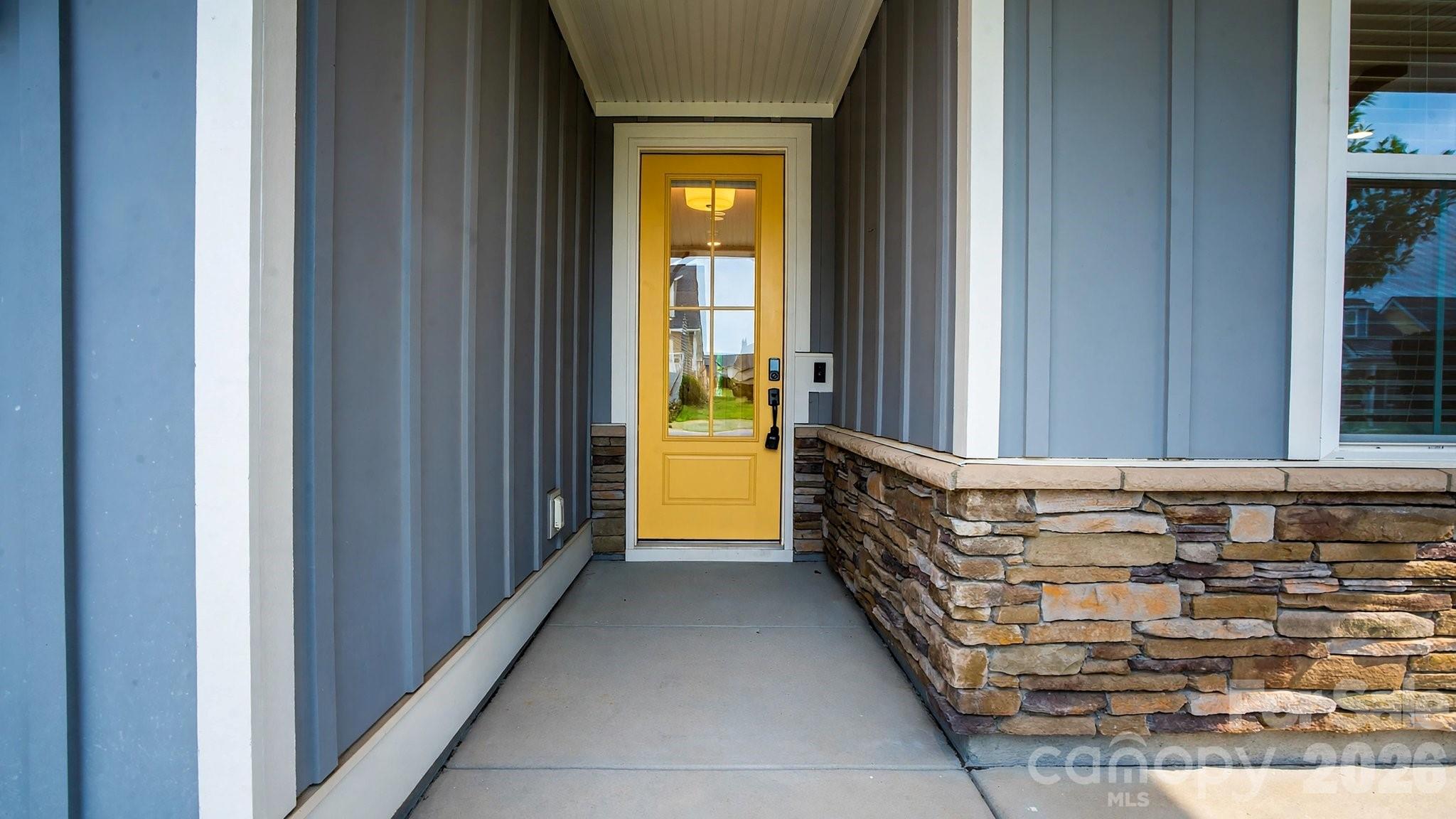 5201 Looking Glass Trail Property Photo 4