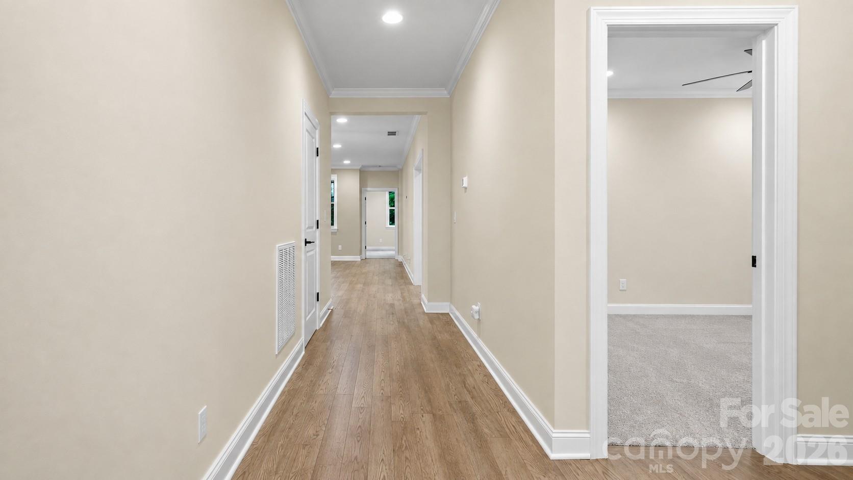 5201 Looking Glass Trail Property Photo 6
