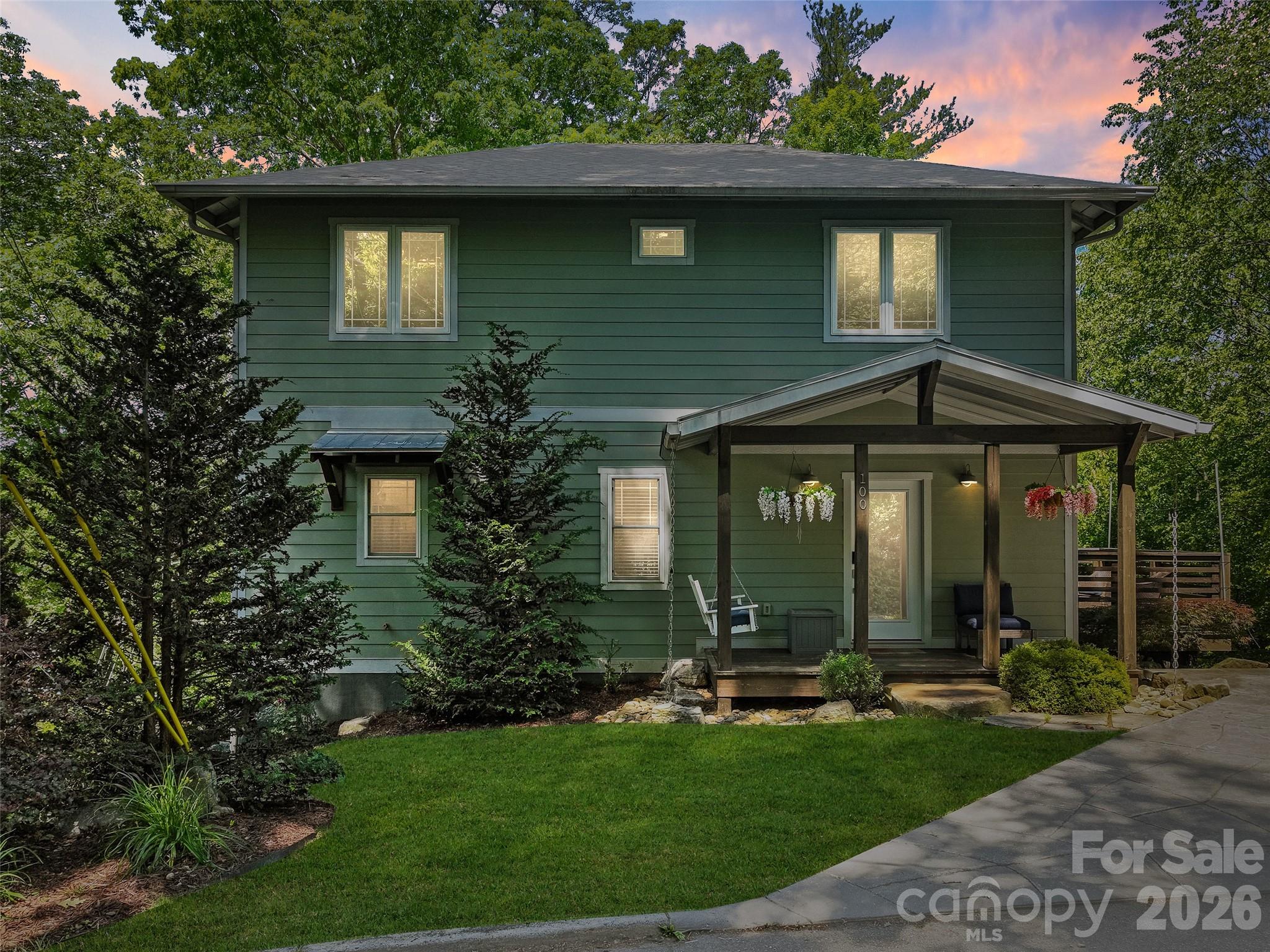 100 Hibriten Drive Property Photo 1