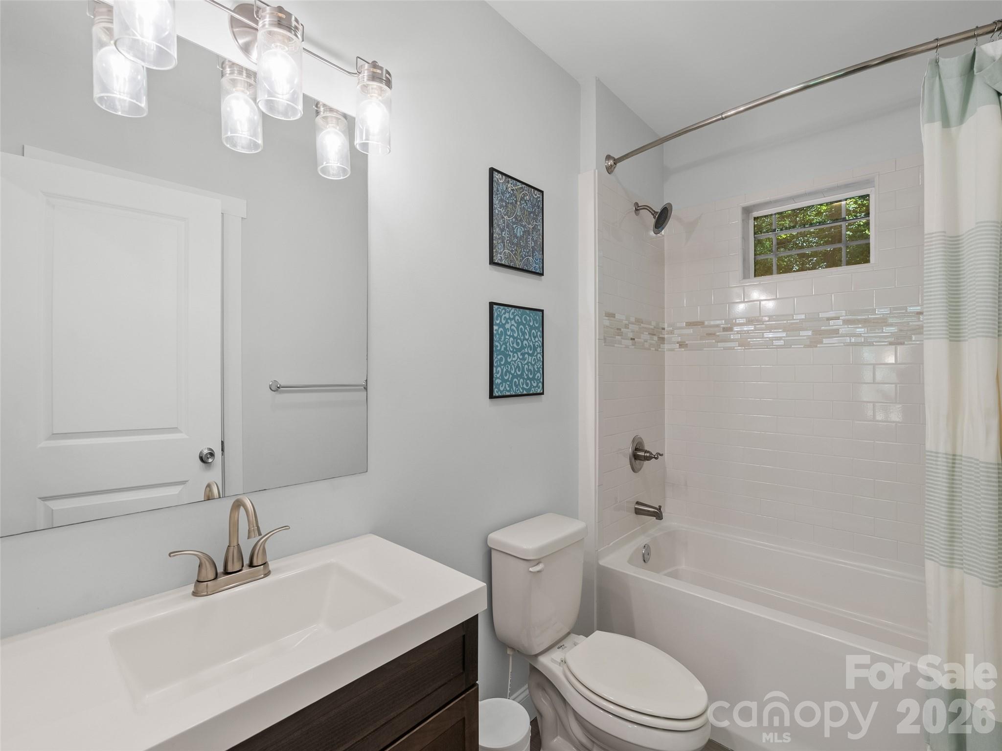 100 Hibriten Drive Property Photo 15