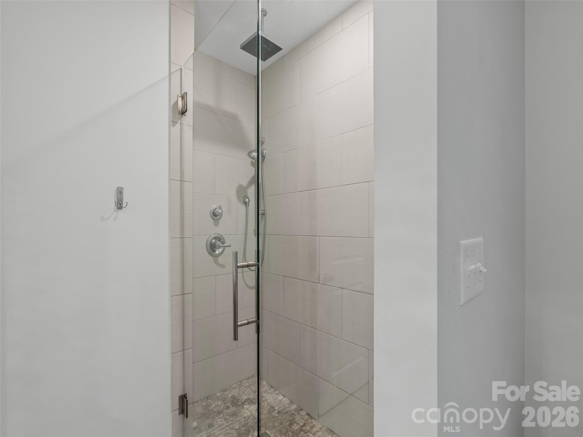 100 Hibriten Drive Property Photo 21
