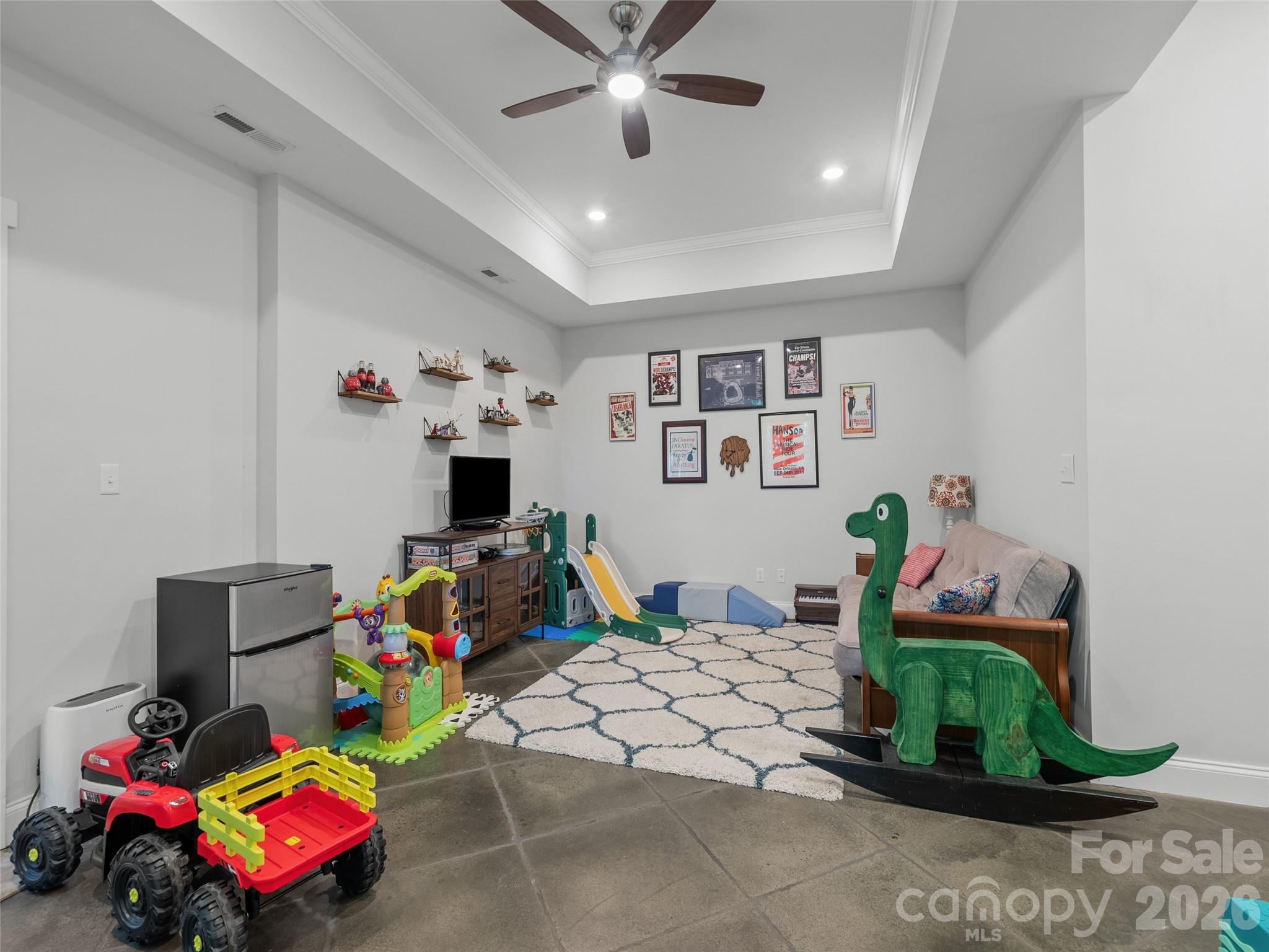 100 Hibriten Drive Property Photo 26