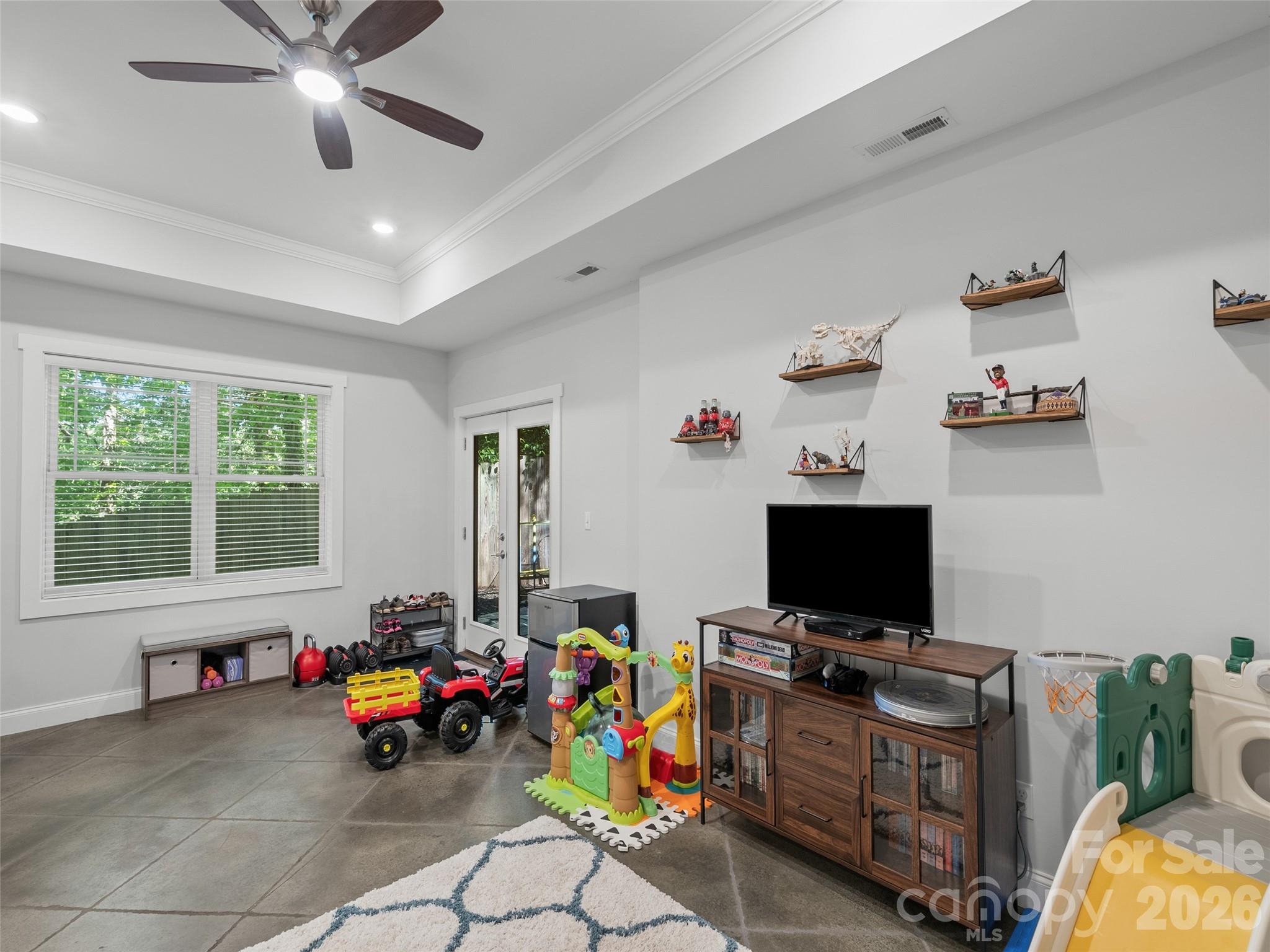 100 Hibriten Drive Property Photo 28