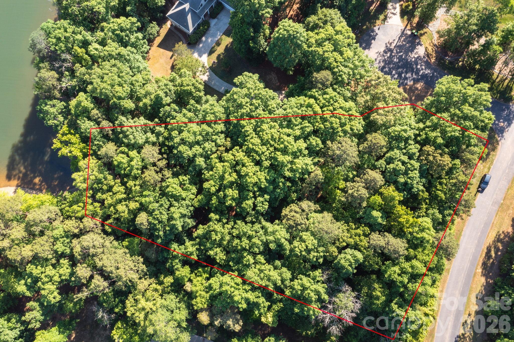 345 Emerald Isle Court Property Photo 2