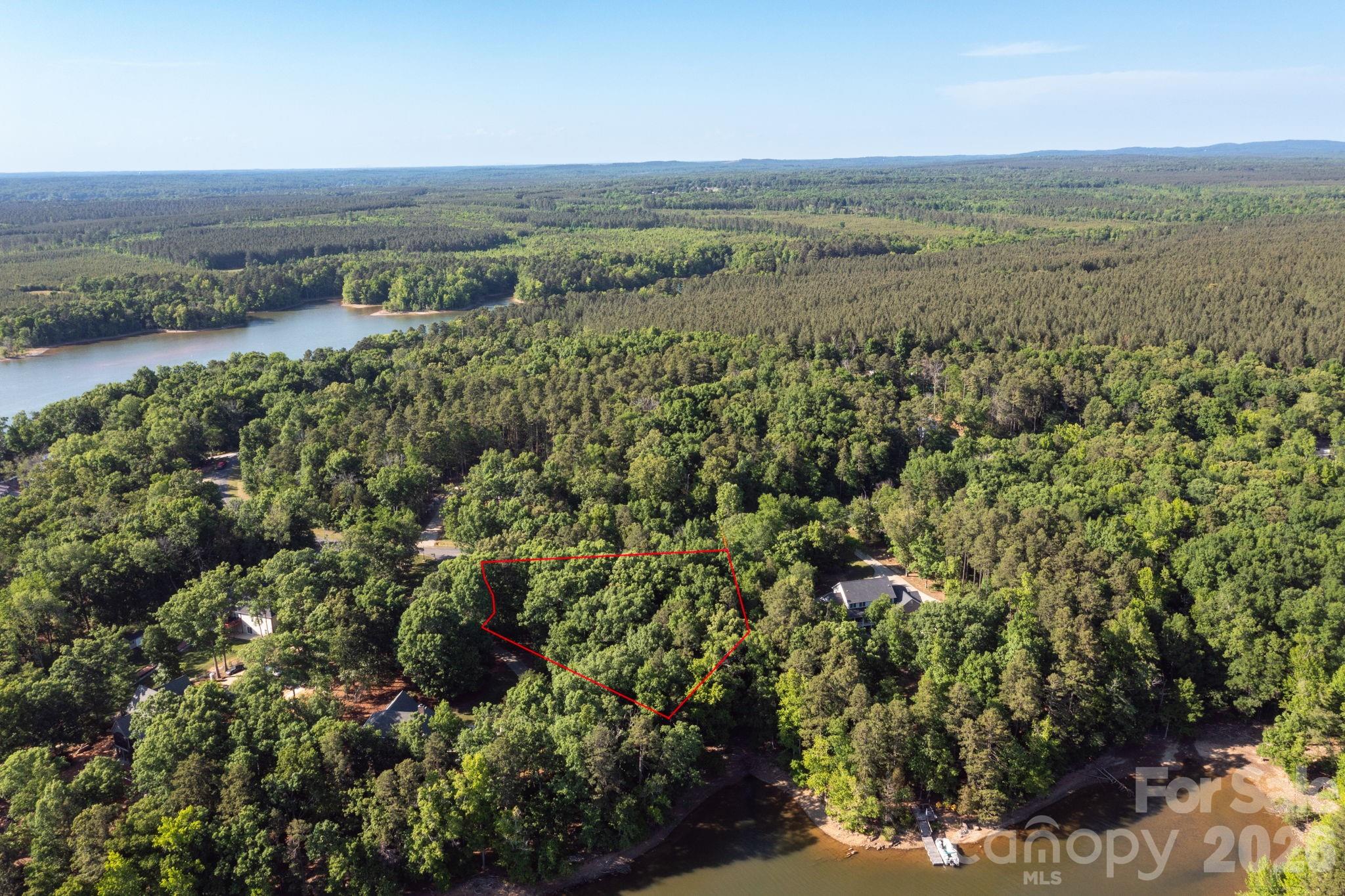 345 Emerald Isle Court Property Photo 11