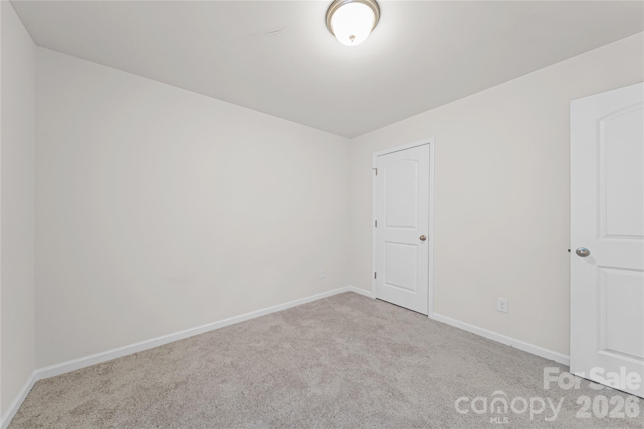 929 Grace Street 8 Property Photo 21