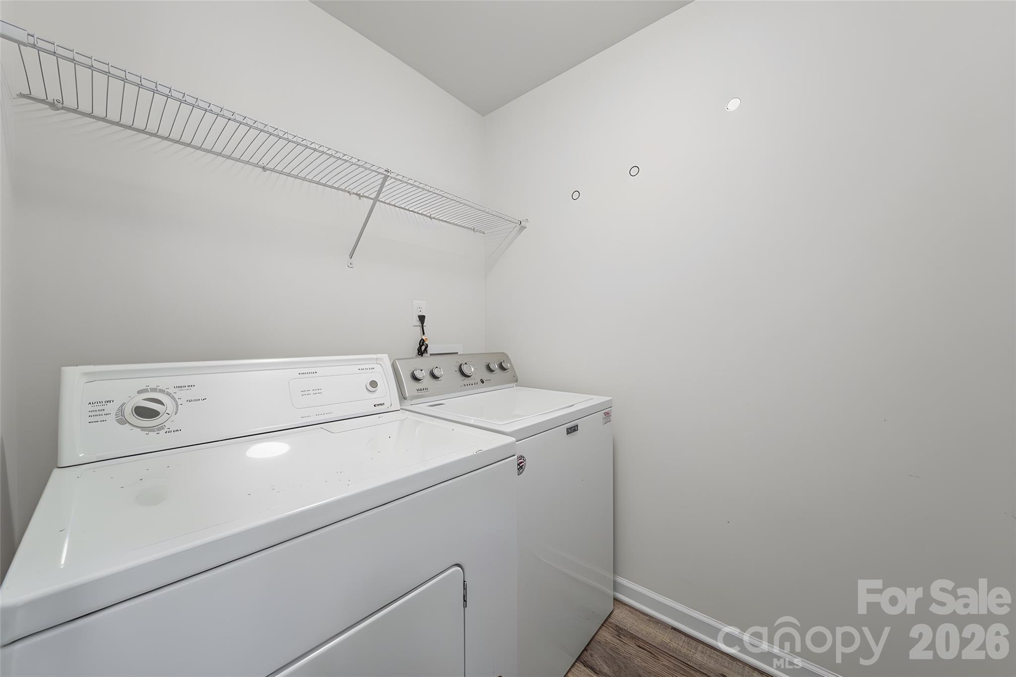 929 Grace Street 8 Property Photo 33