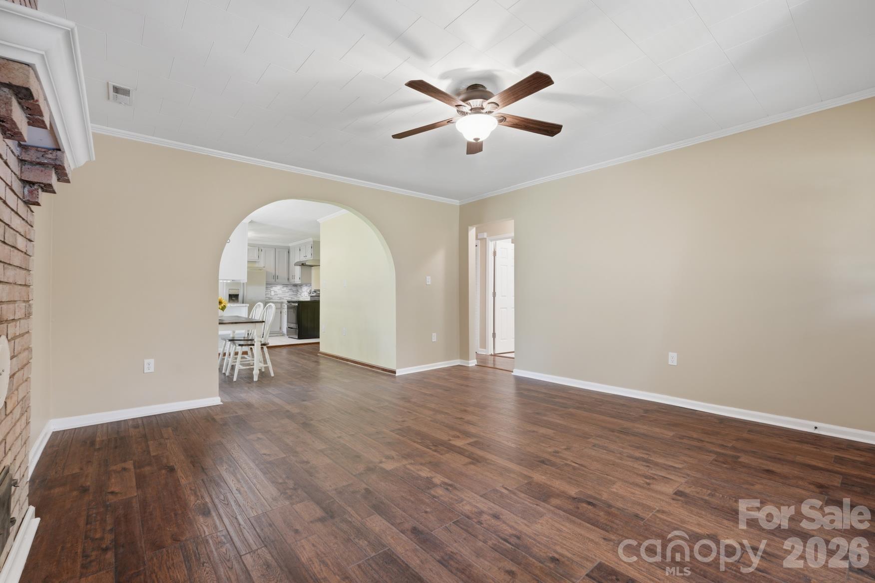 203 Union Street Property Photo 7