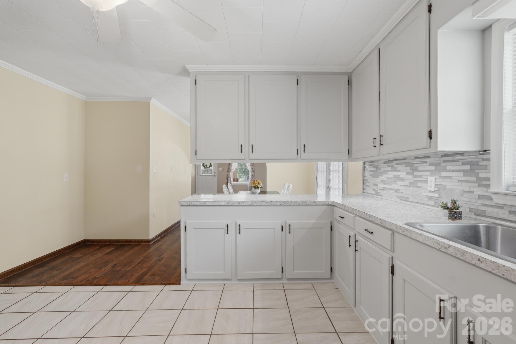 203 Union Street Property Photo 12