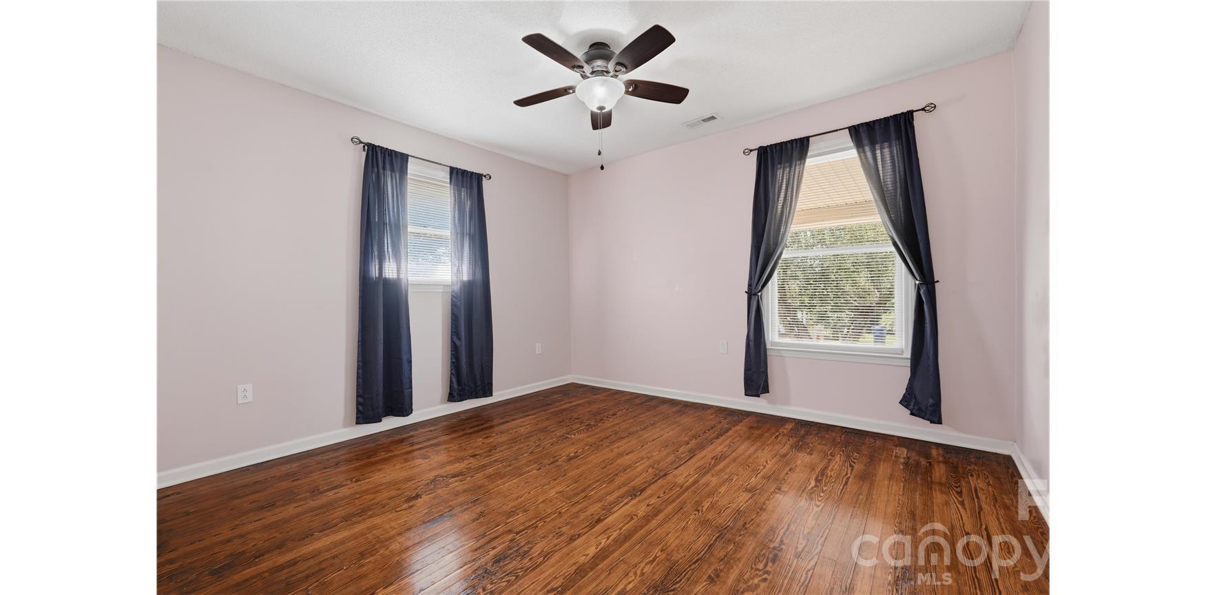 203 Union Street Property Photo 20