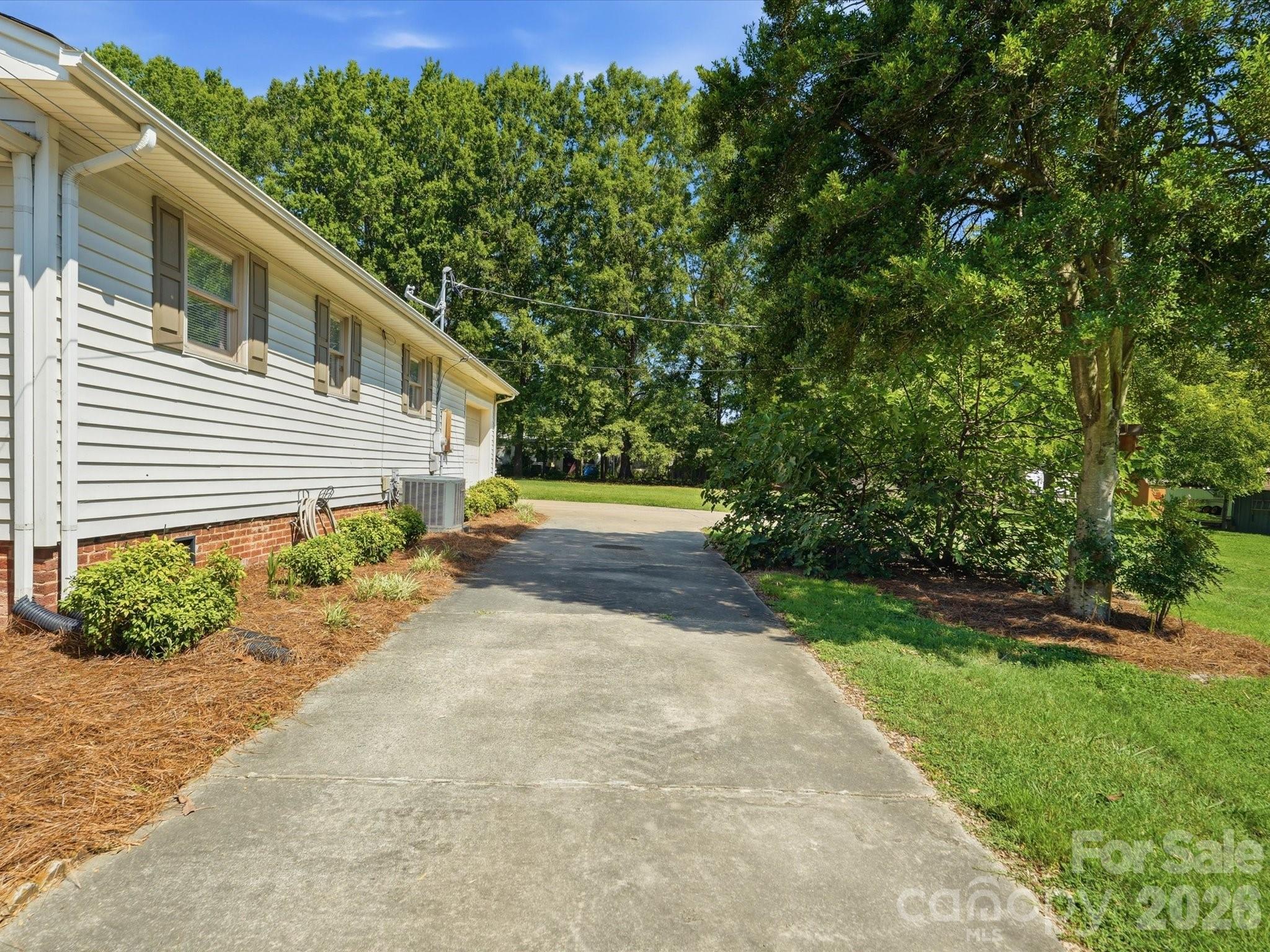 203 Union Street Property Photo 30