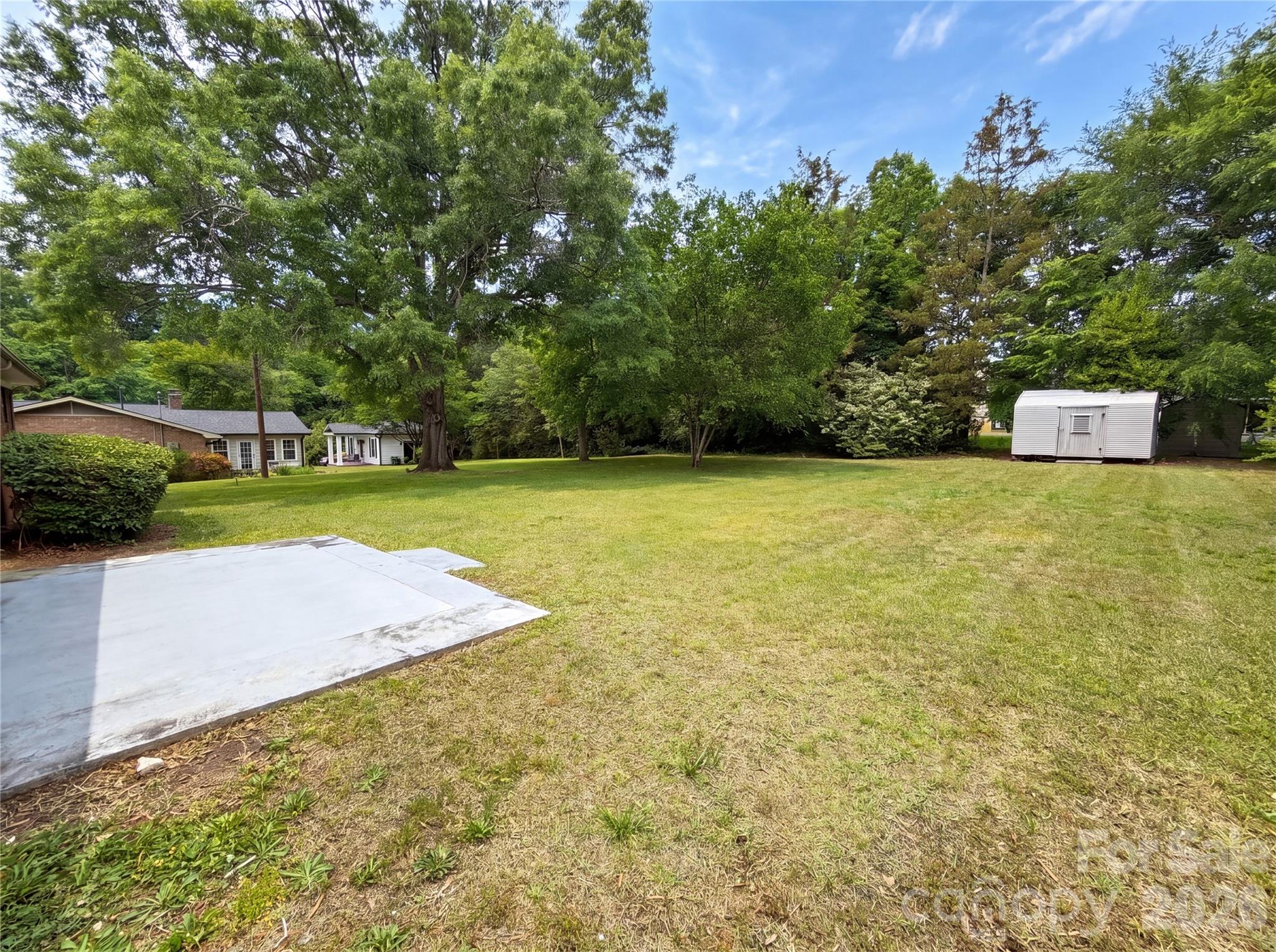128 Greenview Drive Property Photo 6
