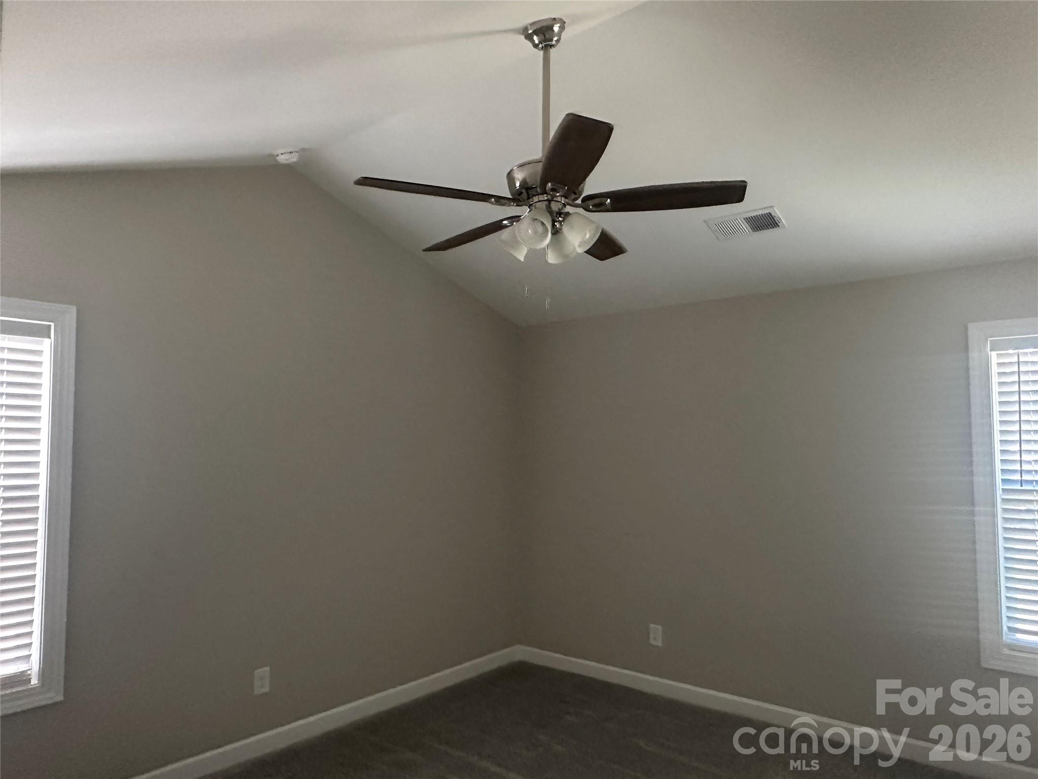 1014 N Main Street Property Photo 6