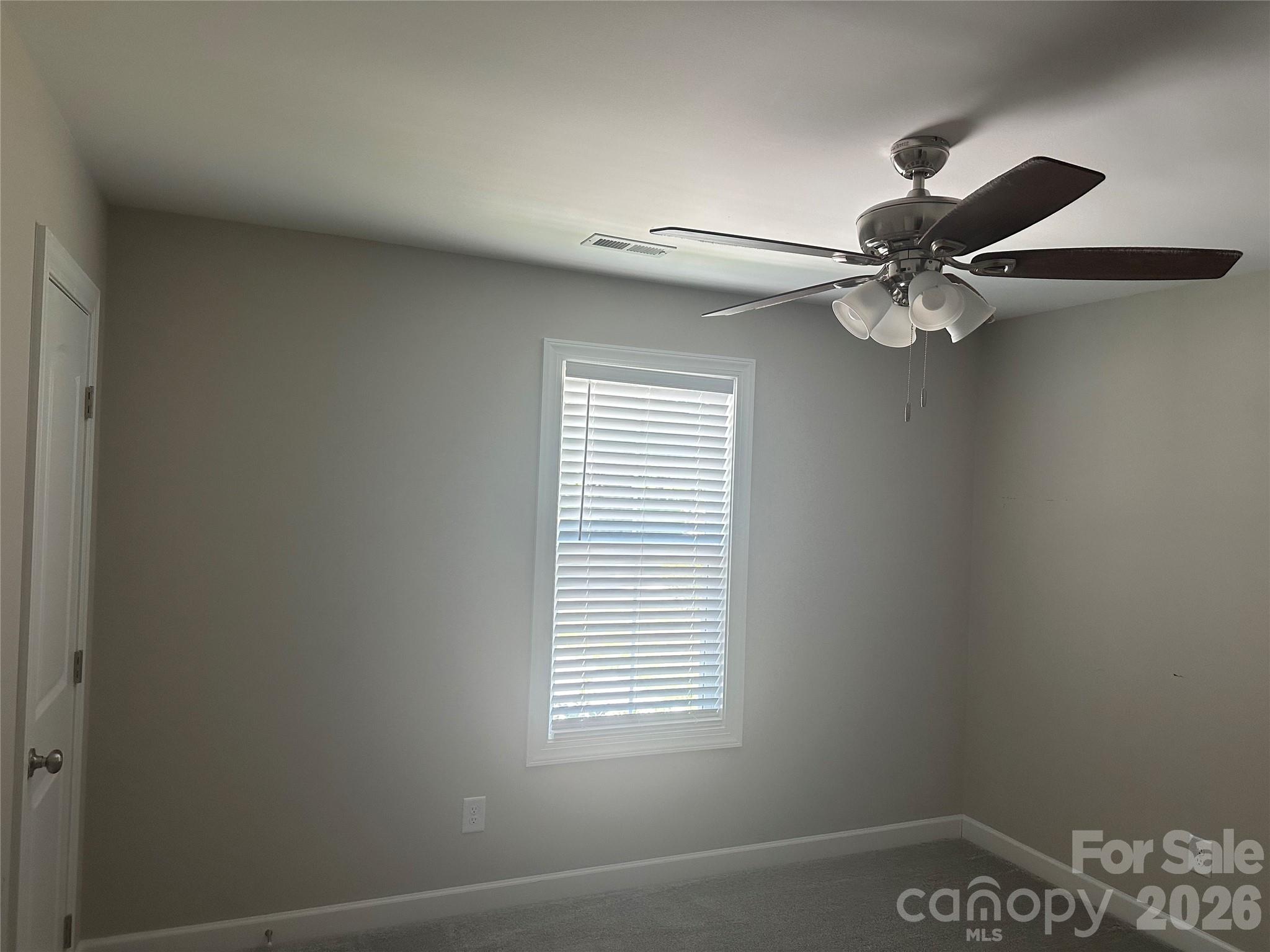 1014 N Main Street Property Photo 8