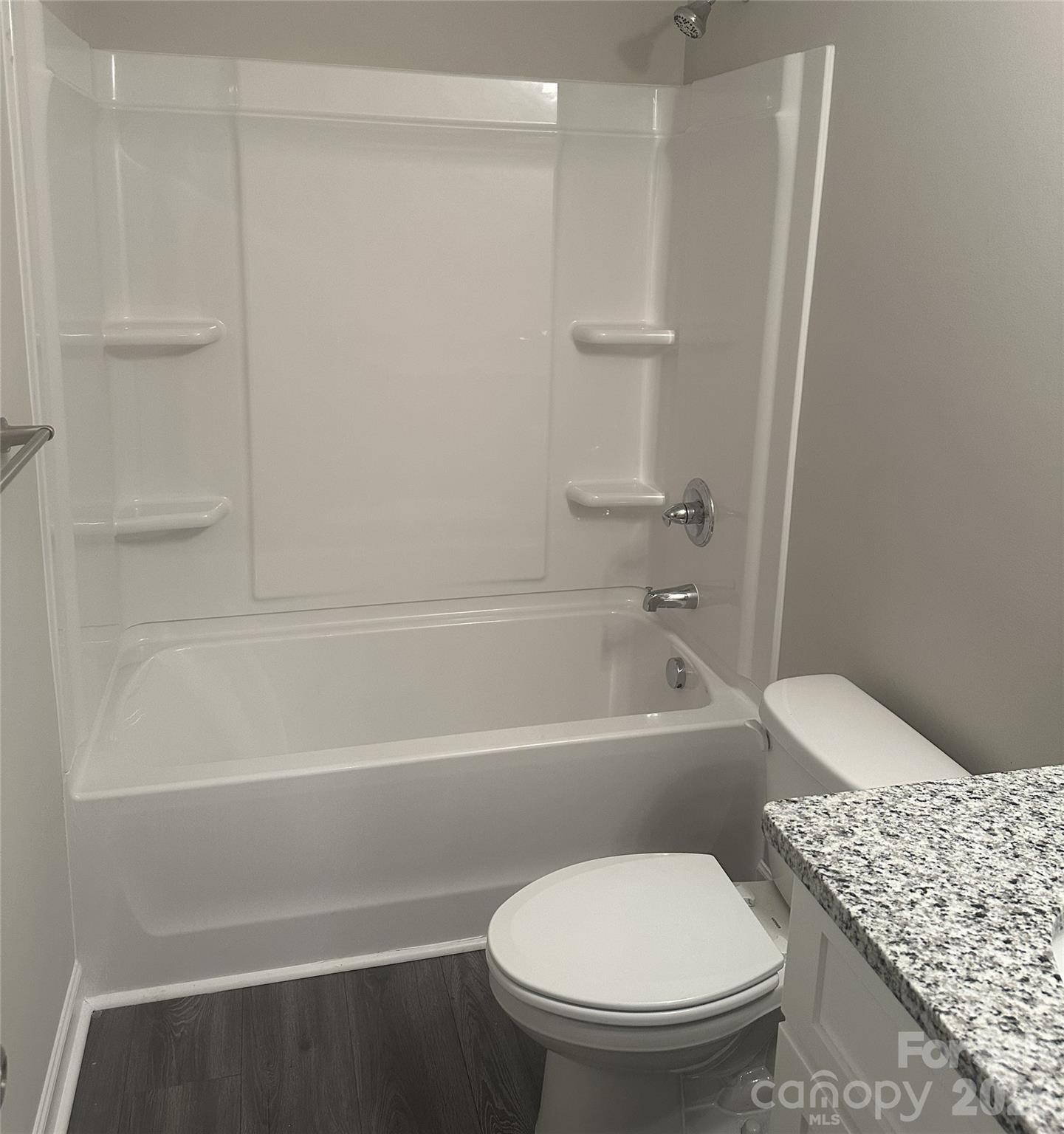 1014 N Main Street Property Photo 10