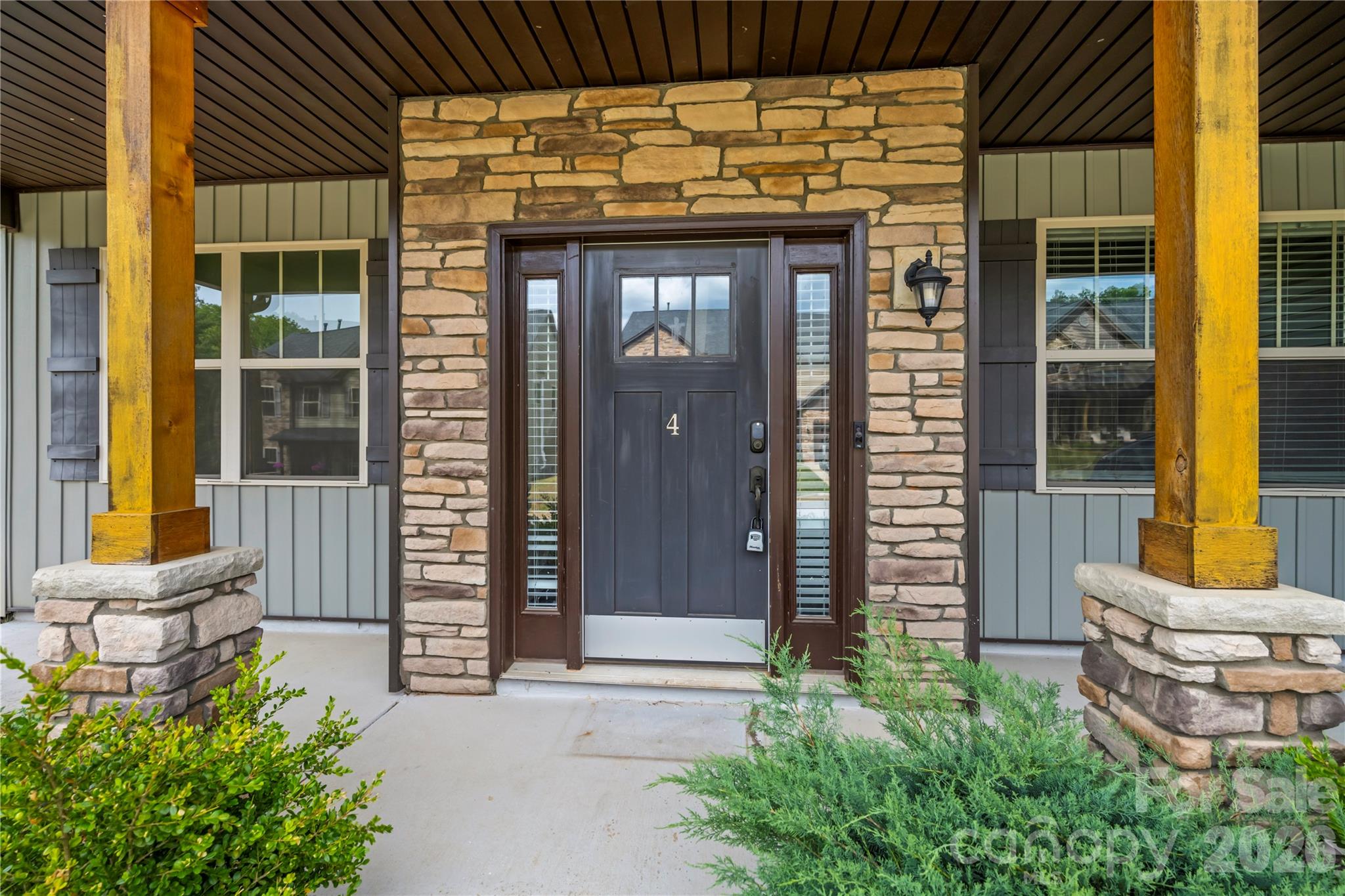 4 Henbit Way Property Photo 2