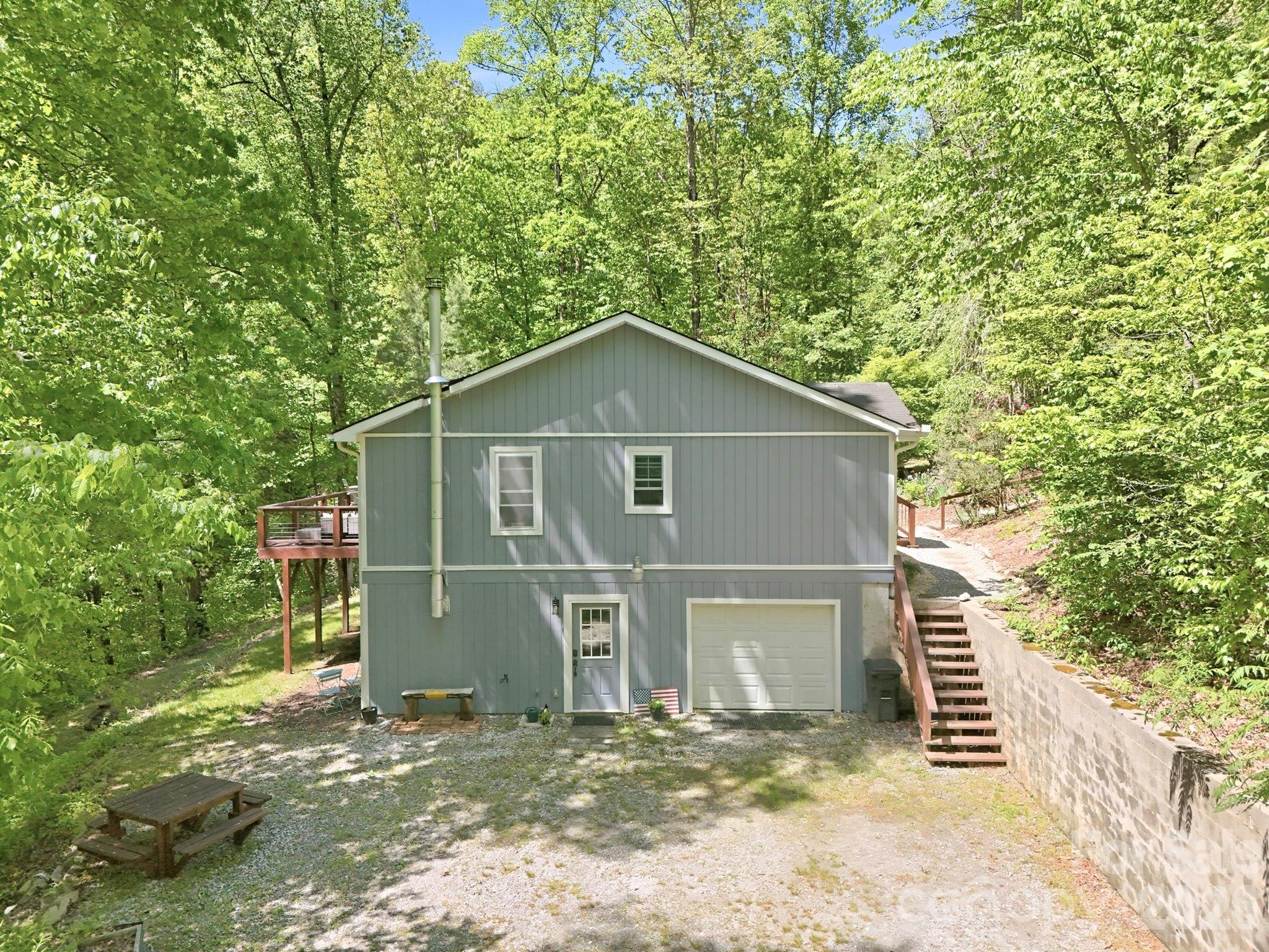 302 Rich Mountain Road Property Photo 9