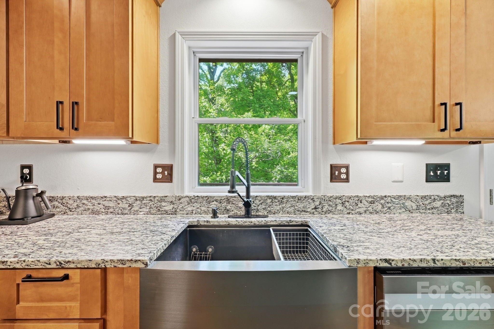302 Rich Mountain Road Property Photo 14