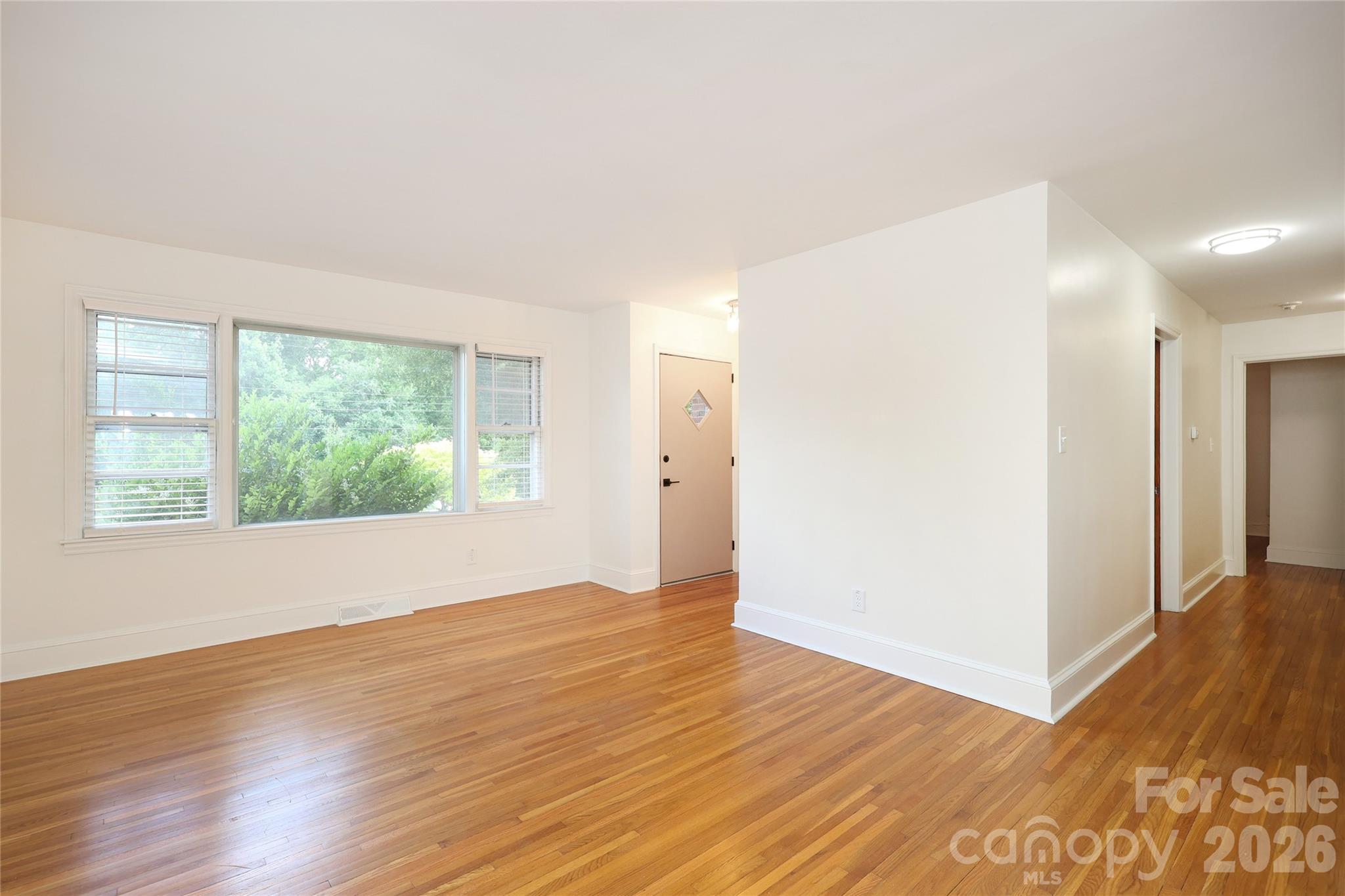1720 Miles Court Property Photo 6