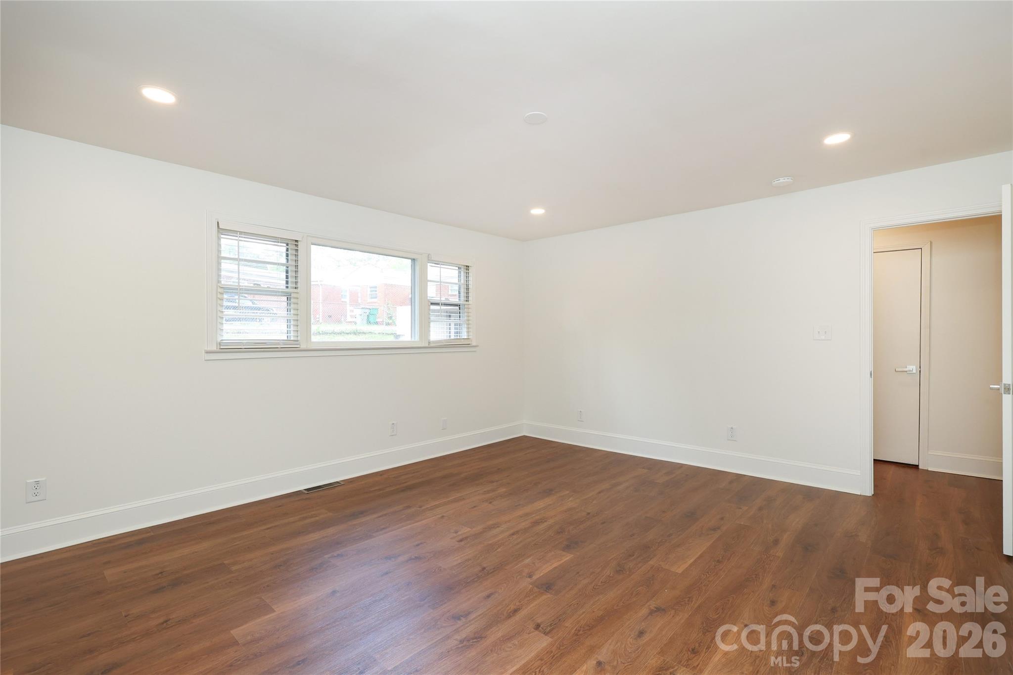 1720 Miles Court Property Photo 12