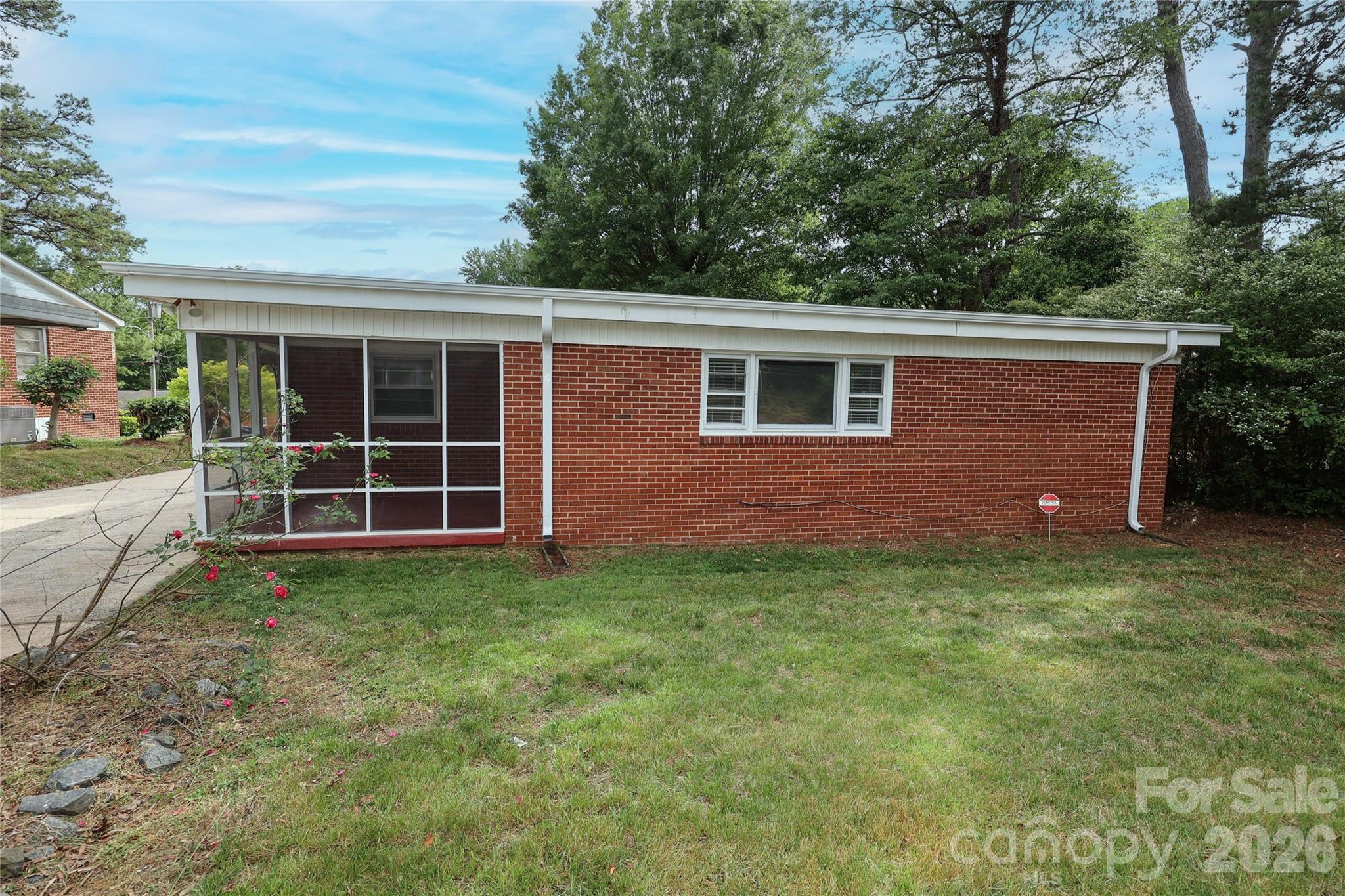 1720 Miles Court Property Photo 27