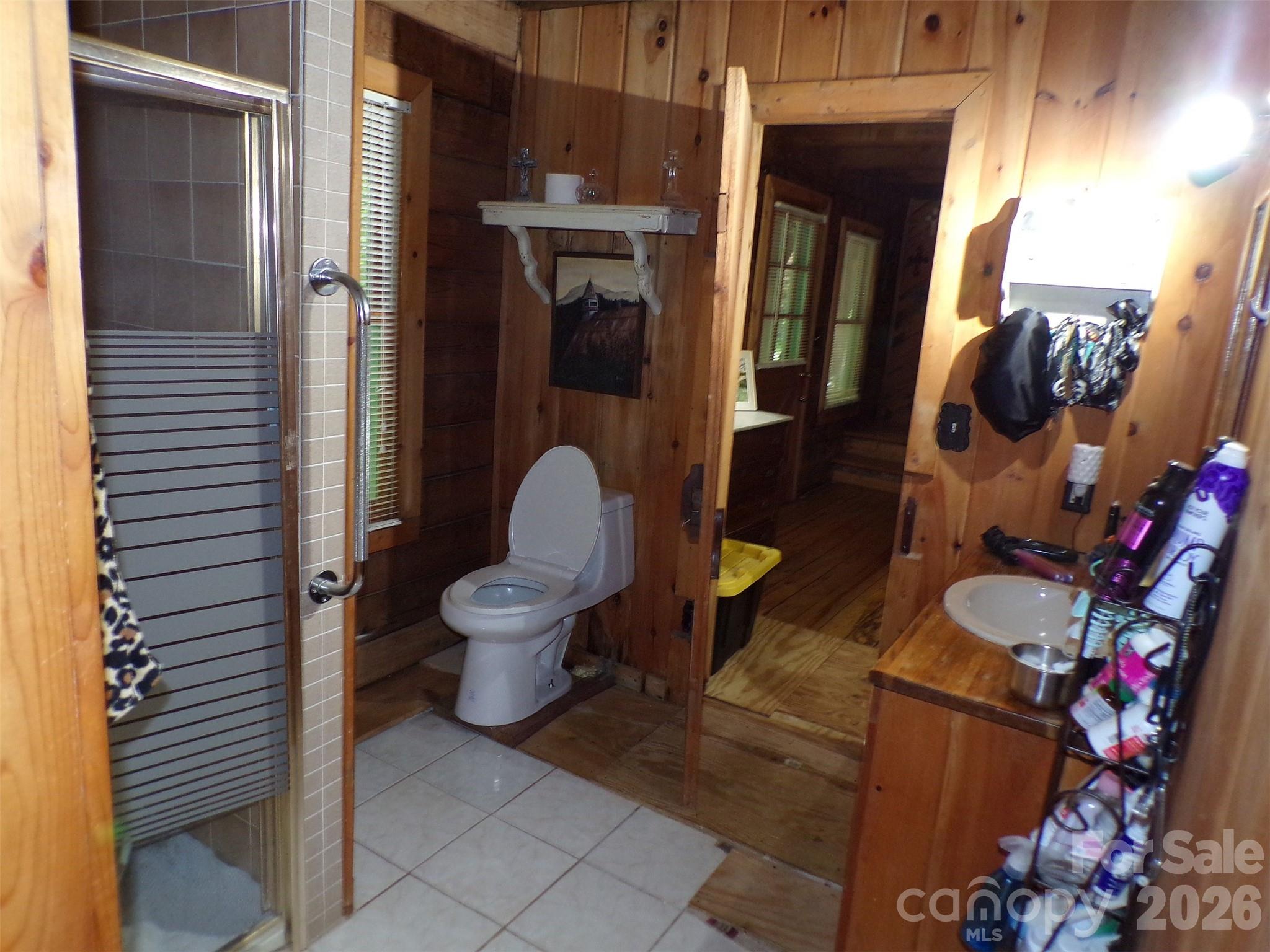 216 Paradise Road Property Photo 9