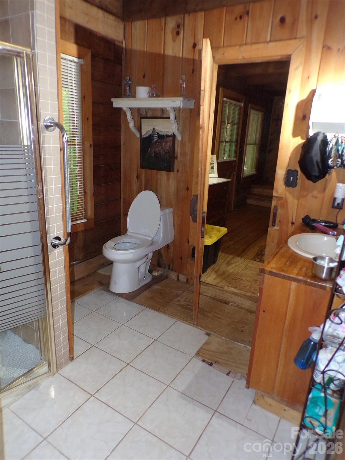 216 Paradise Road Property Photo 10