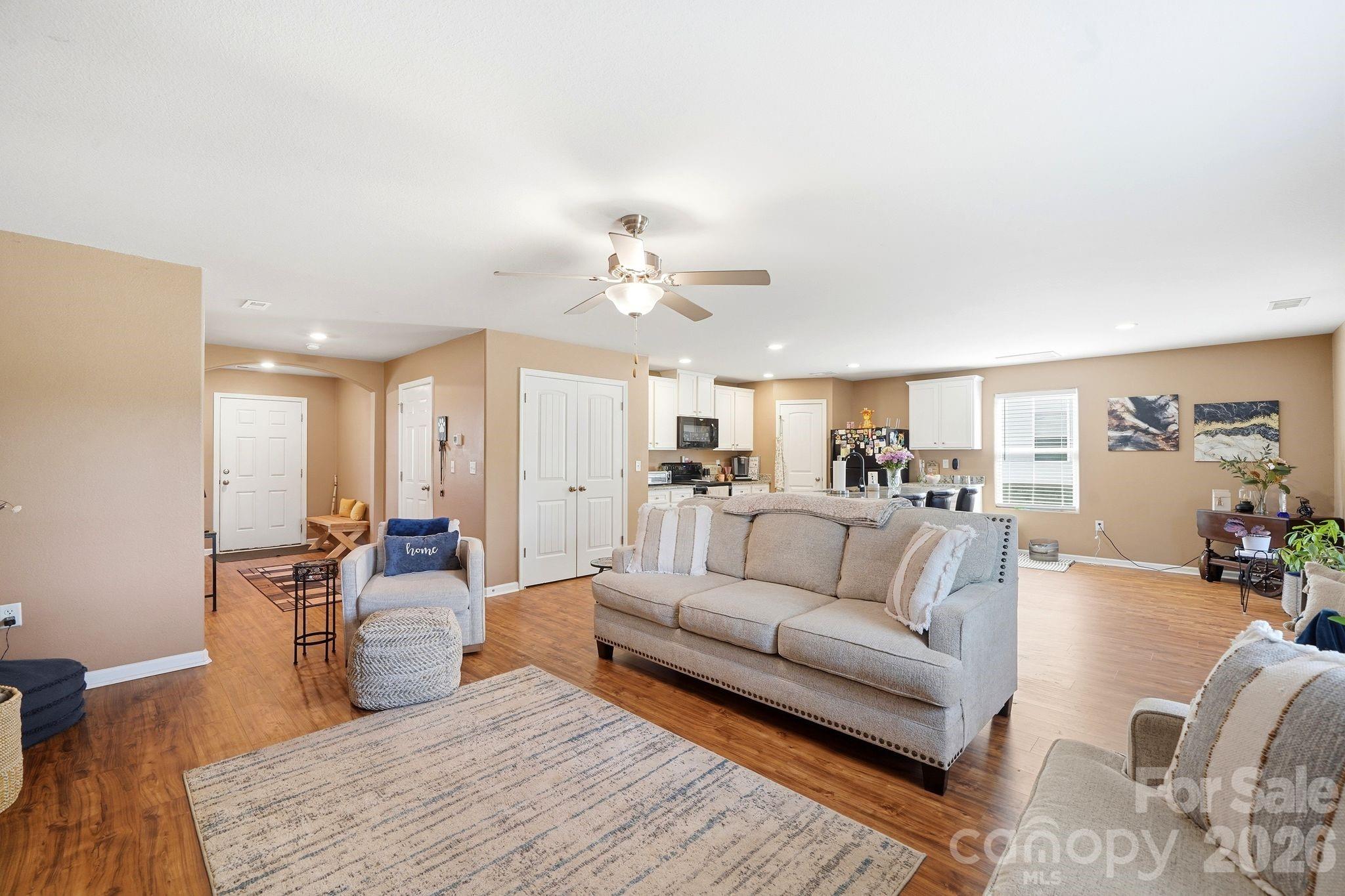 215 Belcaro Drive Property Photo 10