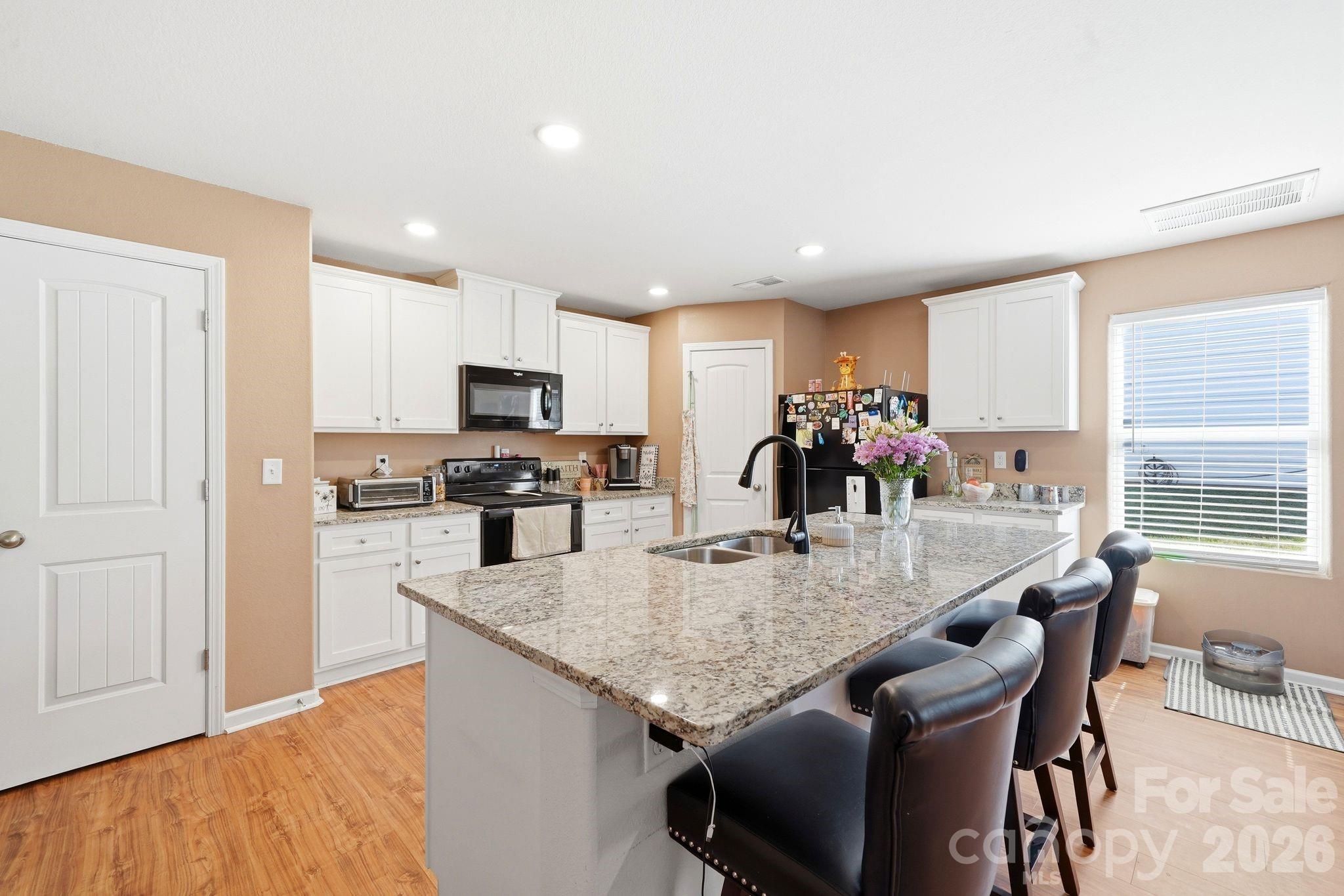 215 Belcaro Drive Property Photo 11