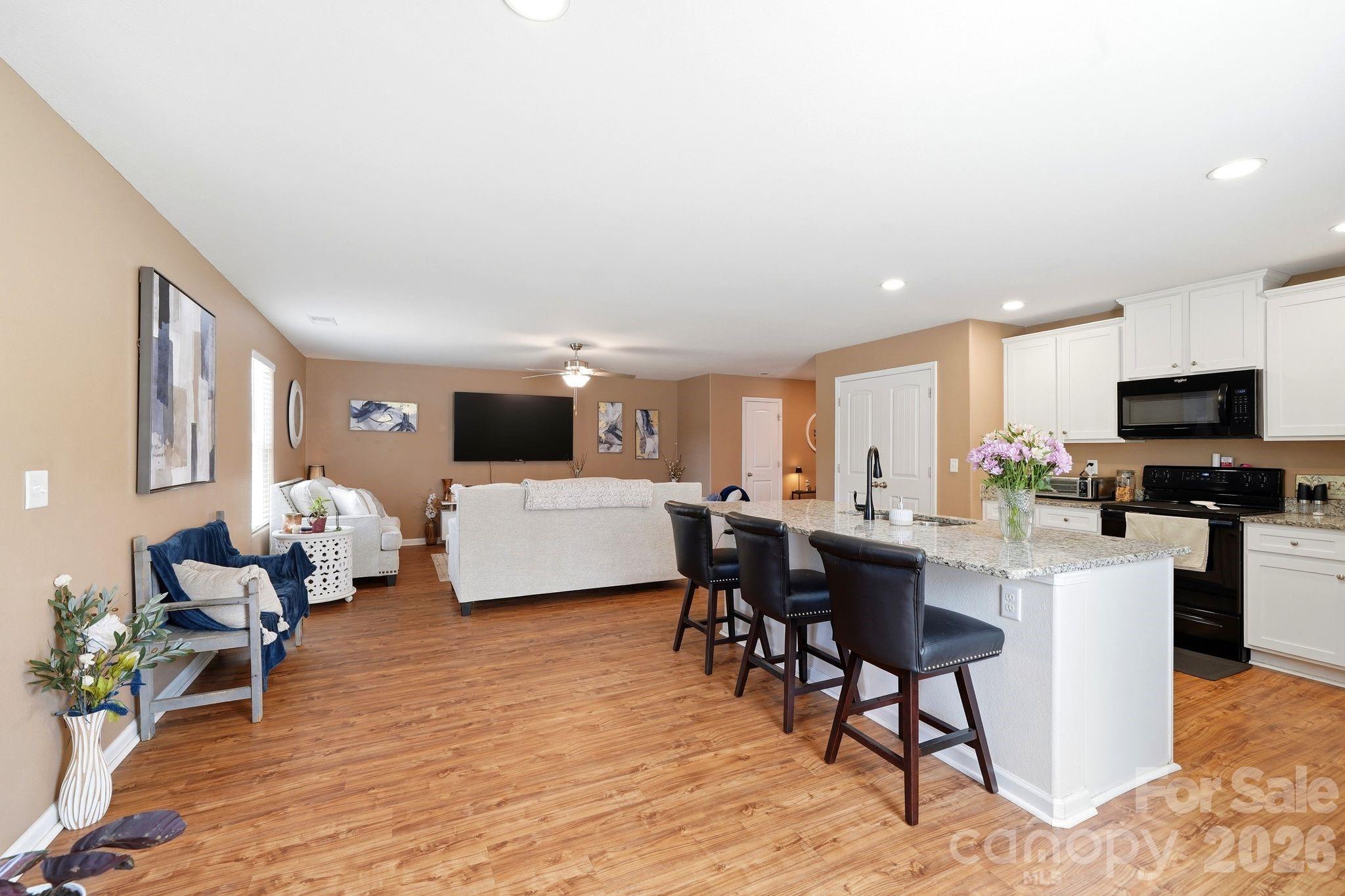 215 Belcaro Drive Property Photo 15