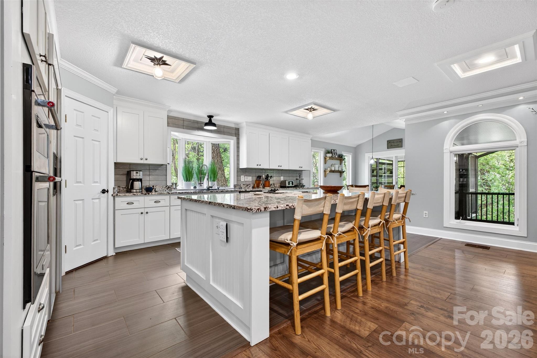 170 Weston Road Property Photo 9