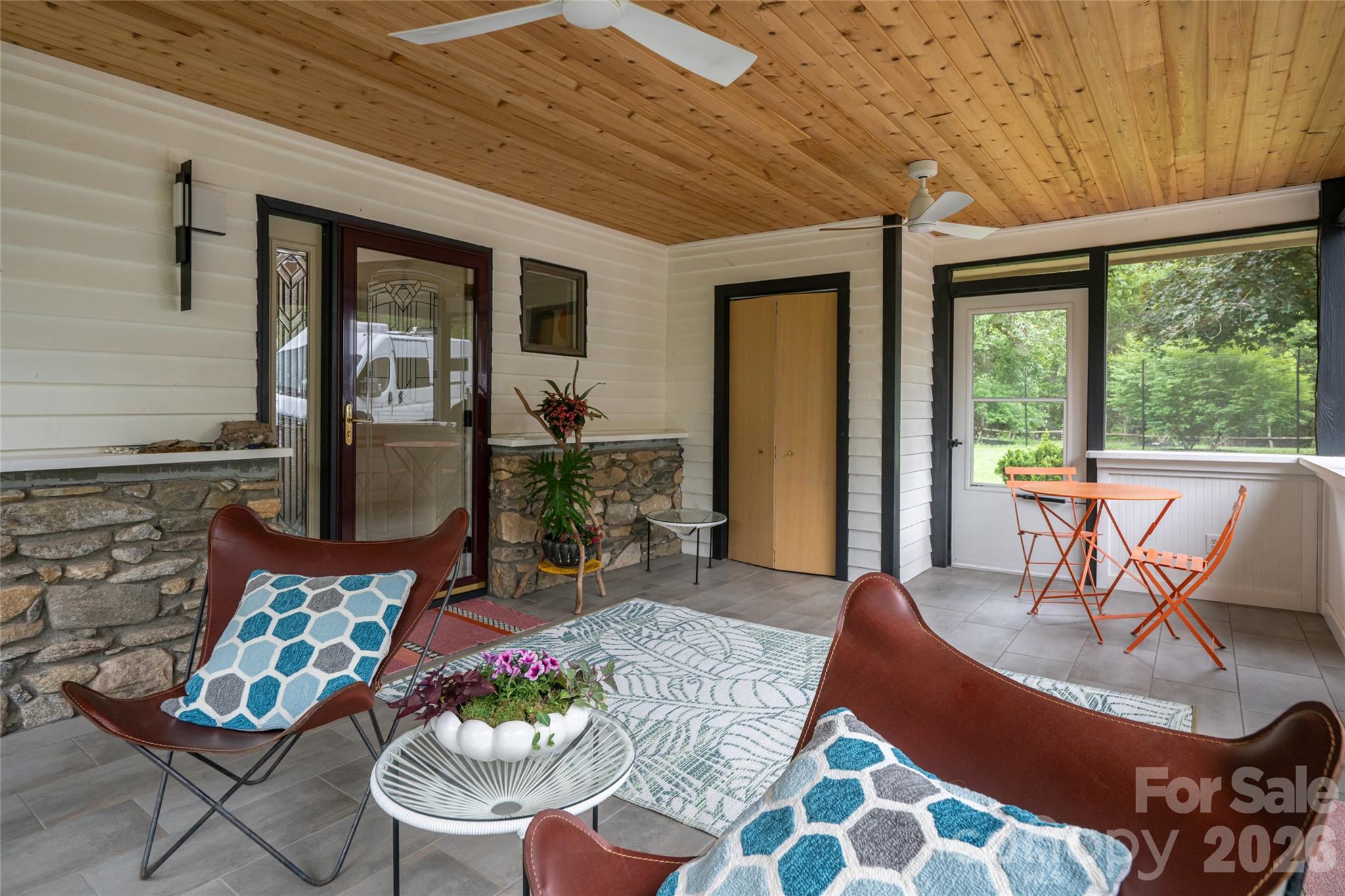 56 Donna Lane Property Photo 48