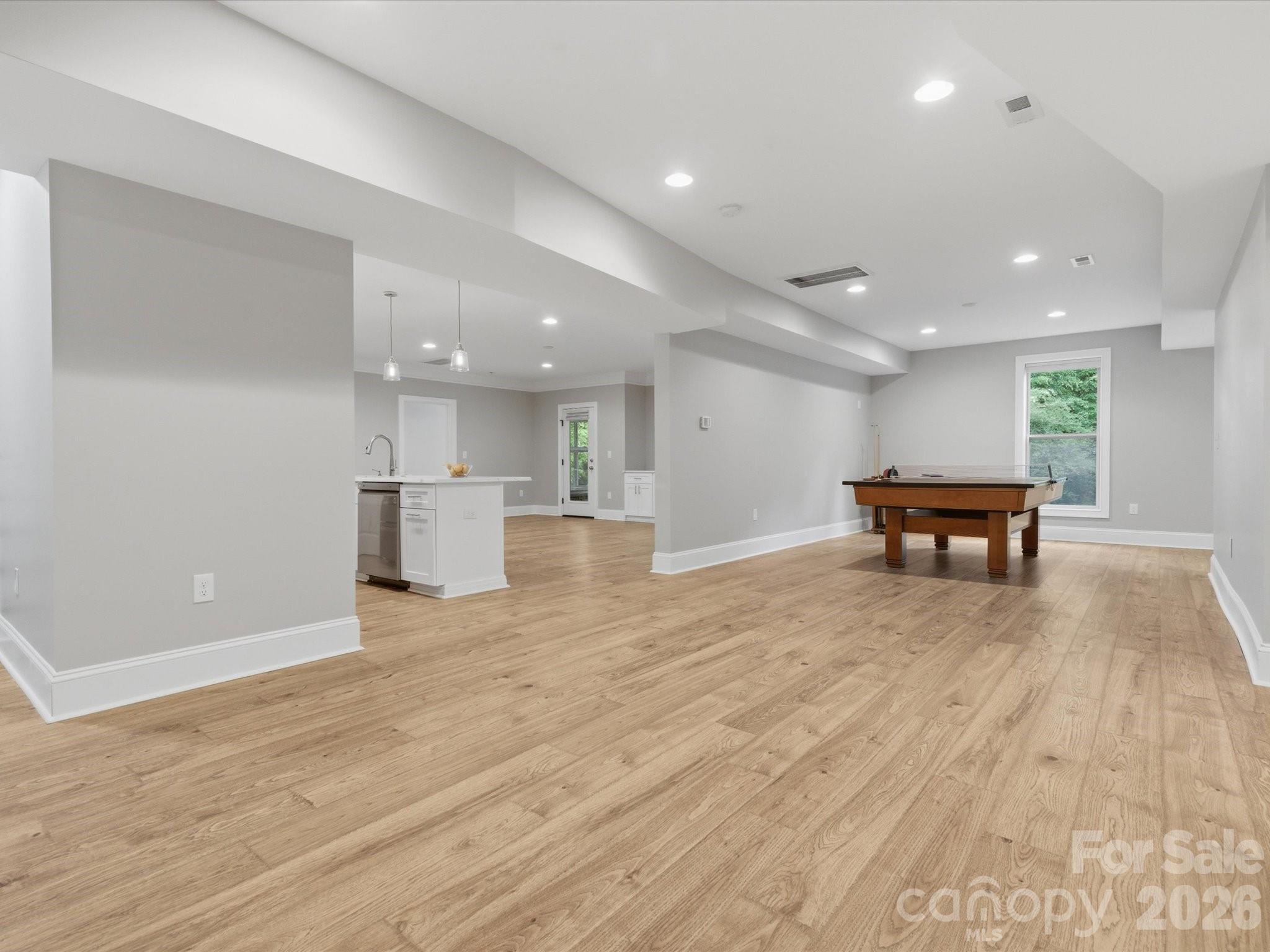 1126 Bromley Drive Property Photo 34