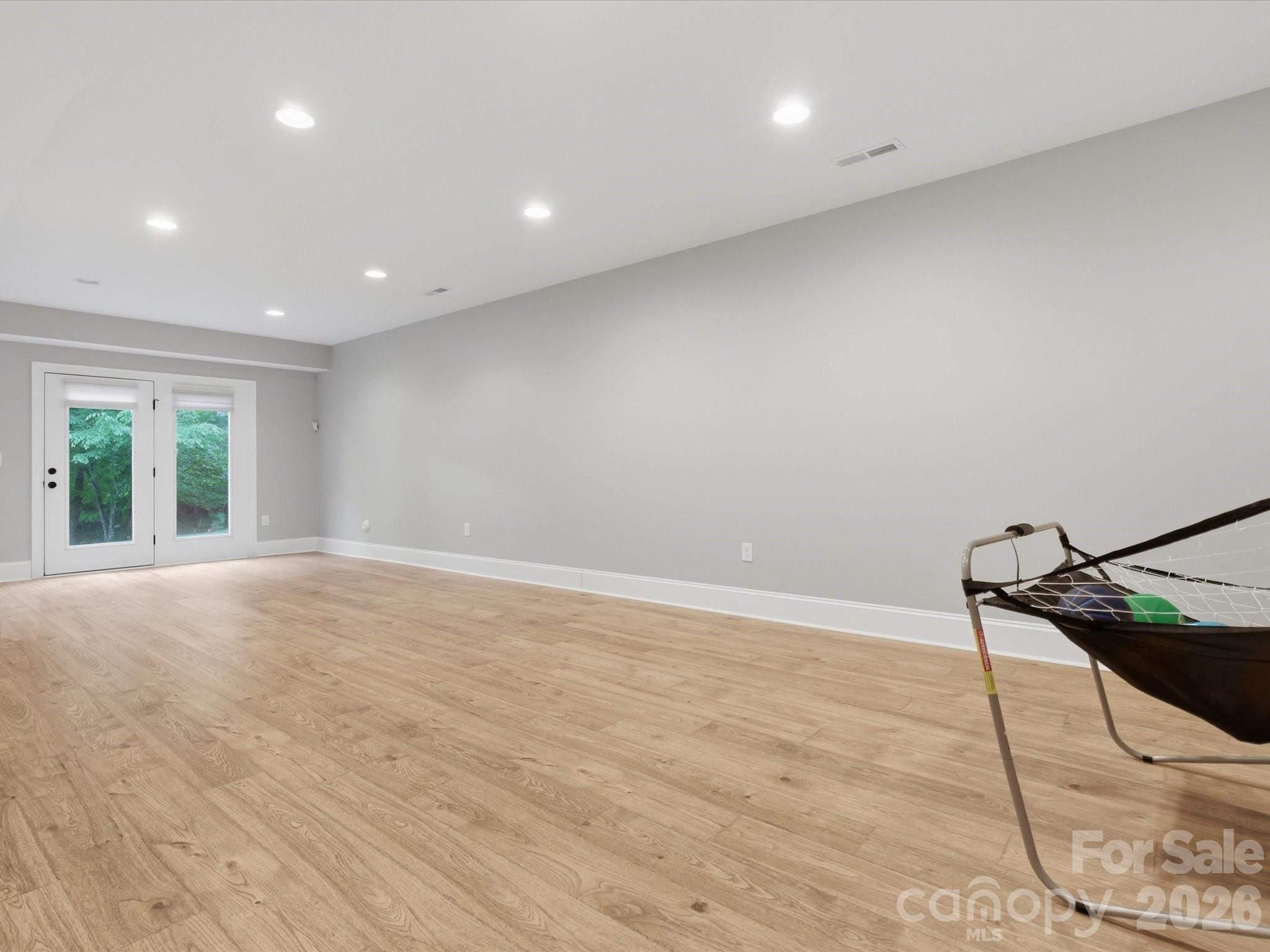 1126 Bromley Drive Property Photo 35