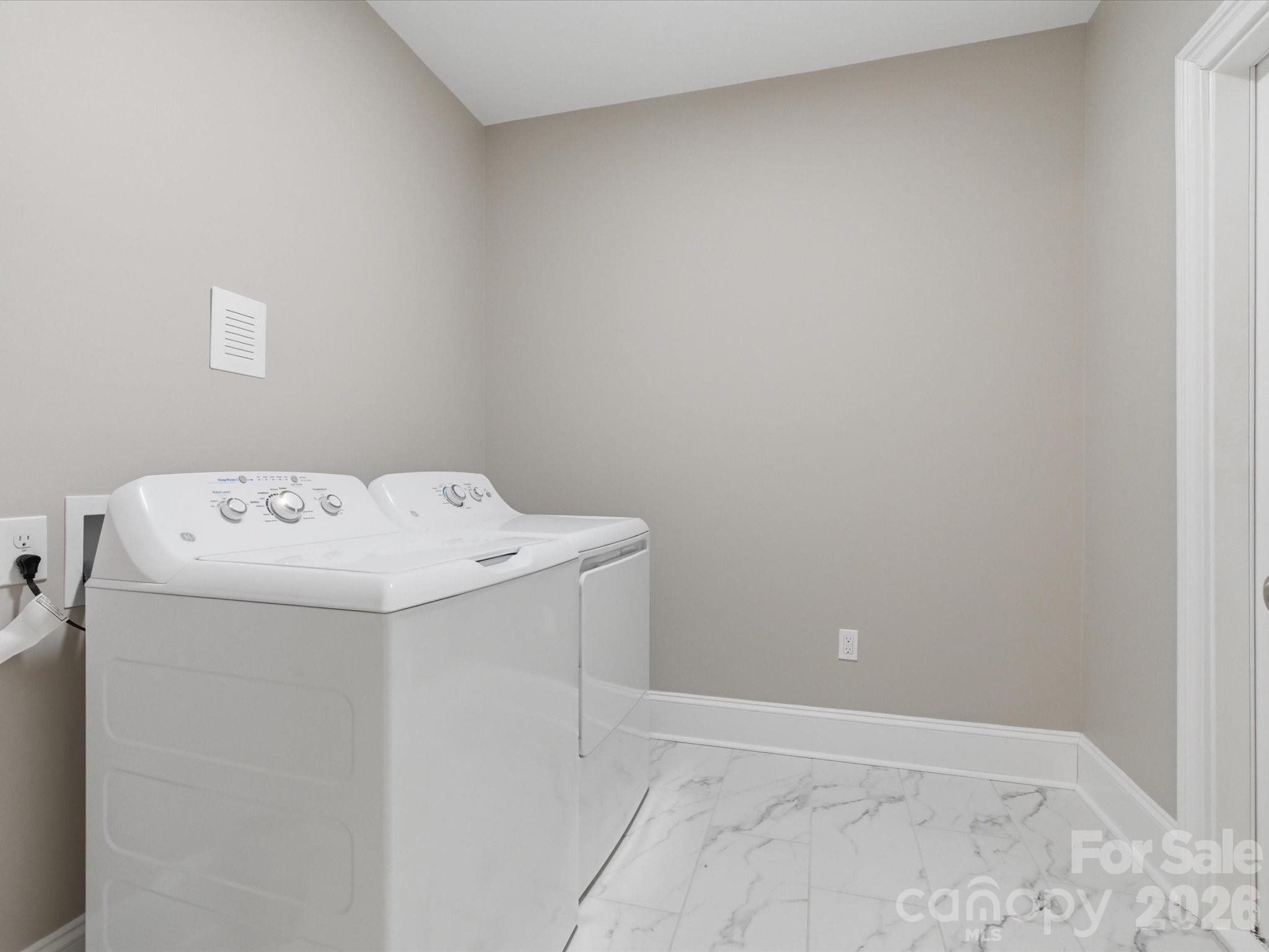 1126 Bromley Drive Property Photo 43