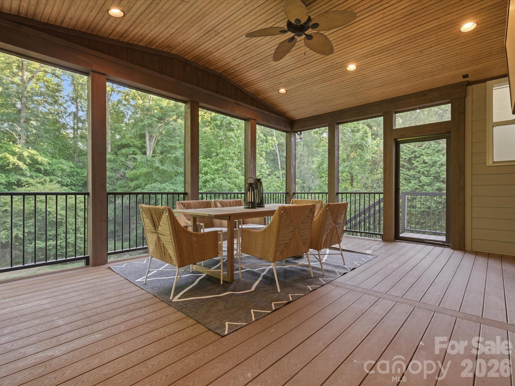 1126 Bromley Drive Property Photo 44