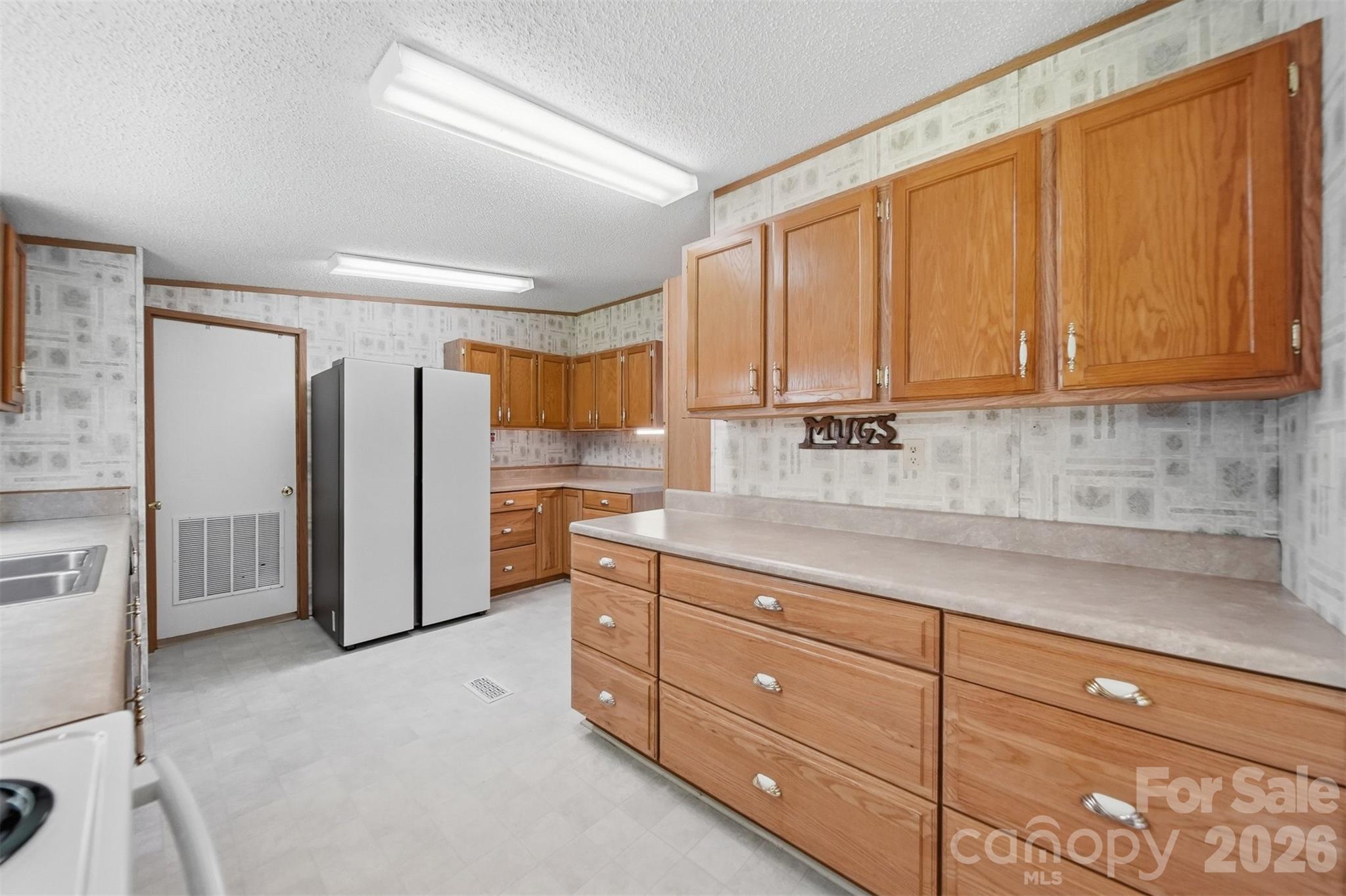 1488 Watermill Road Property Photo 10