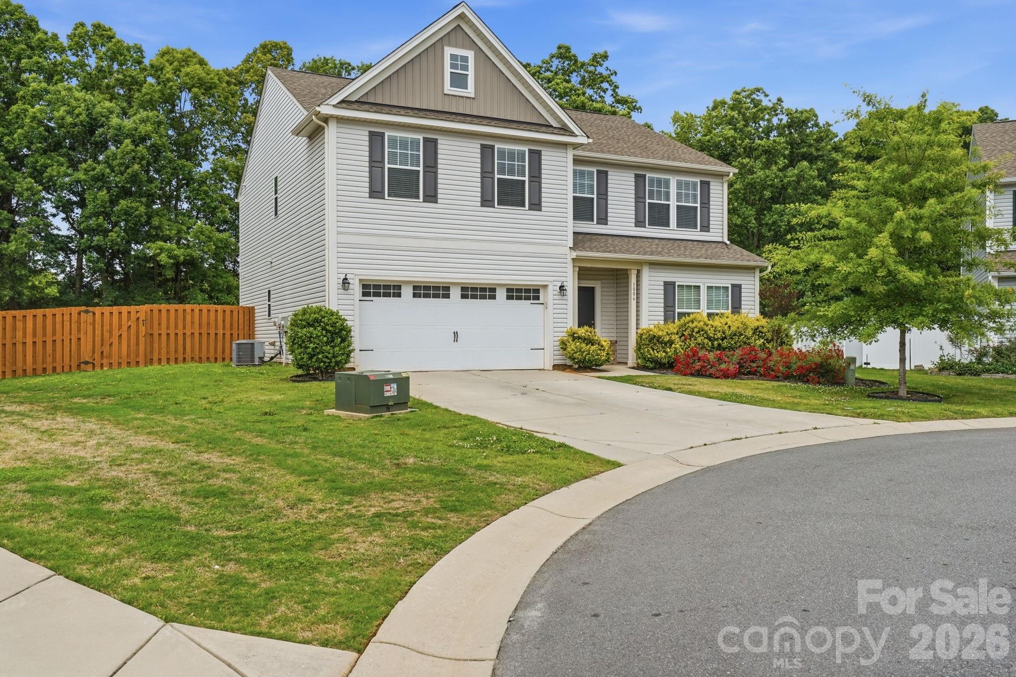 1006 Brooksland Place Property Photo 1